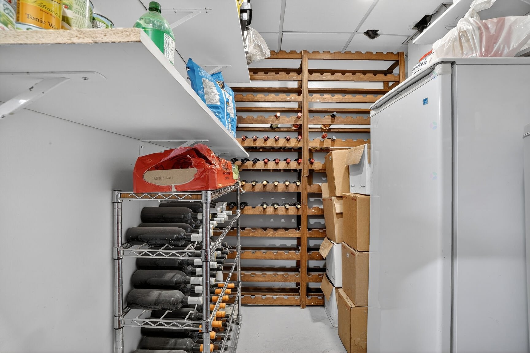 









185

 - 187


Rue Varry

,
Montréal (Saint-Laurent),




QC
H4N1A4

