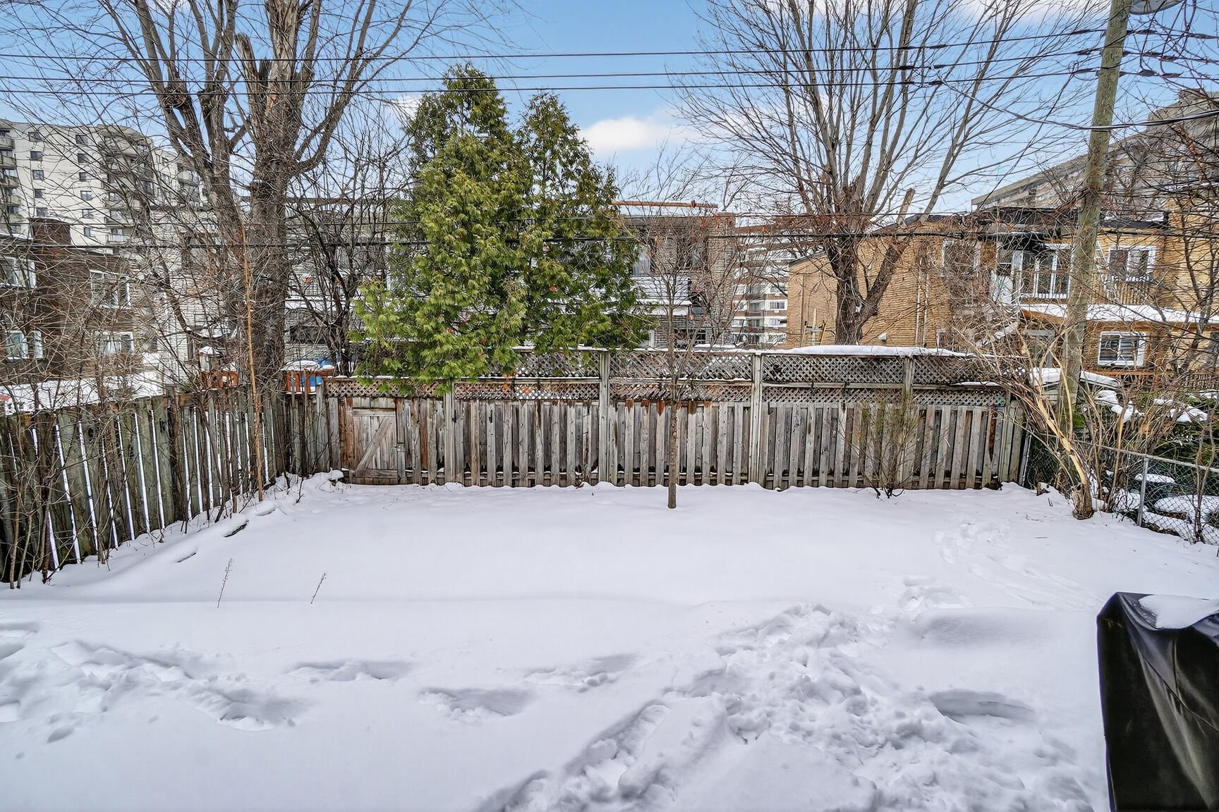 









185

 - 187


Rue Varry

,
Montréal (Saint-Laurent),




QC
H4N1A4

