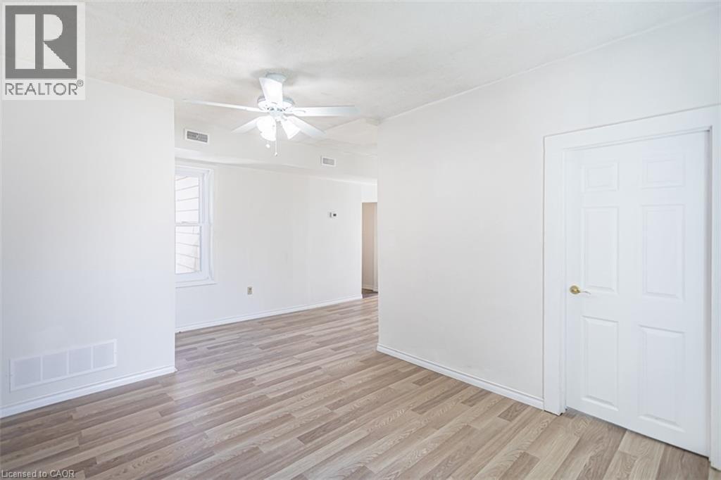 












2712 UPPER JAMES Street

,
Hamilton,




Ontario
L0R1W0

