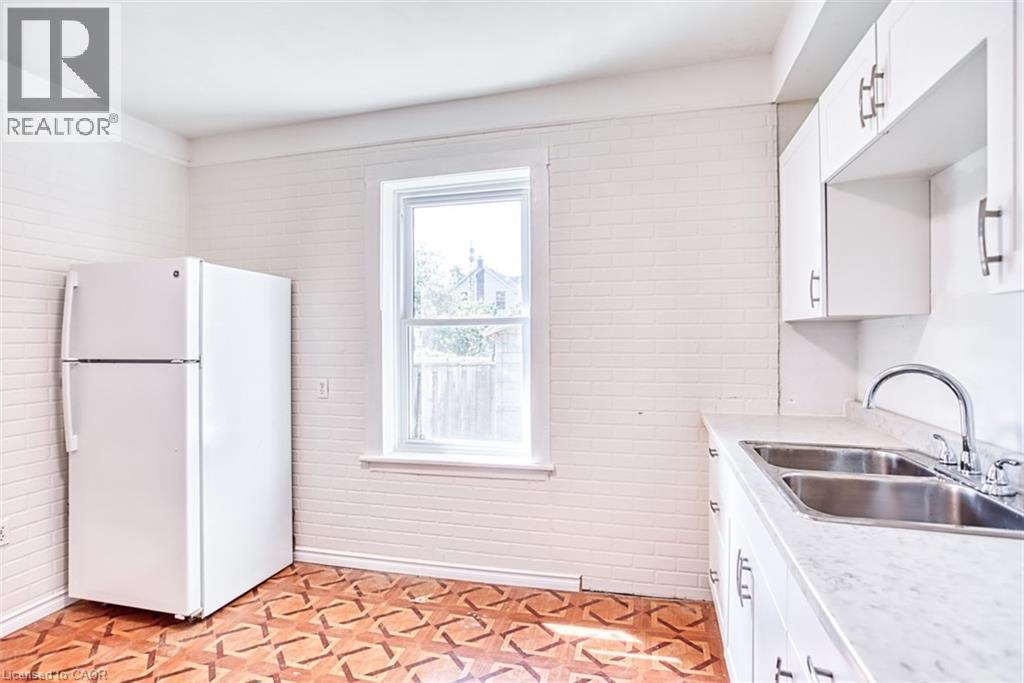 












2712 UPPER JAMES Street

,
Hamilton,




Ontario
L0R1W0

