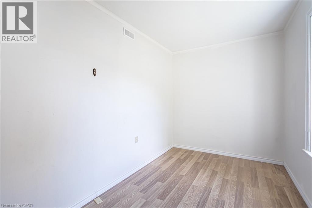 












2712 UPPER JAMES Street

,
Hamilton,




Ontario
L0R1W0

