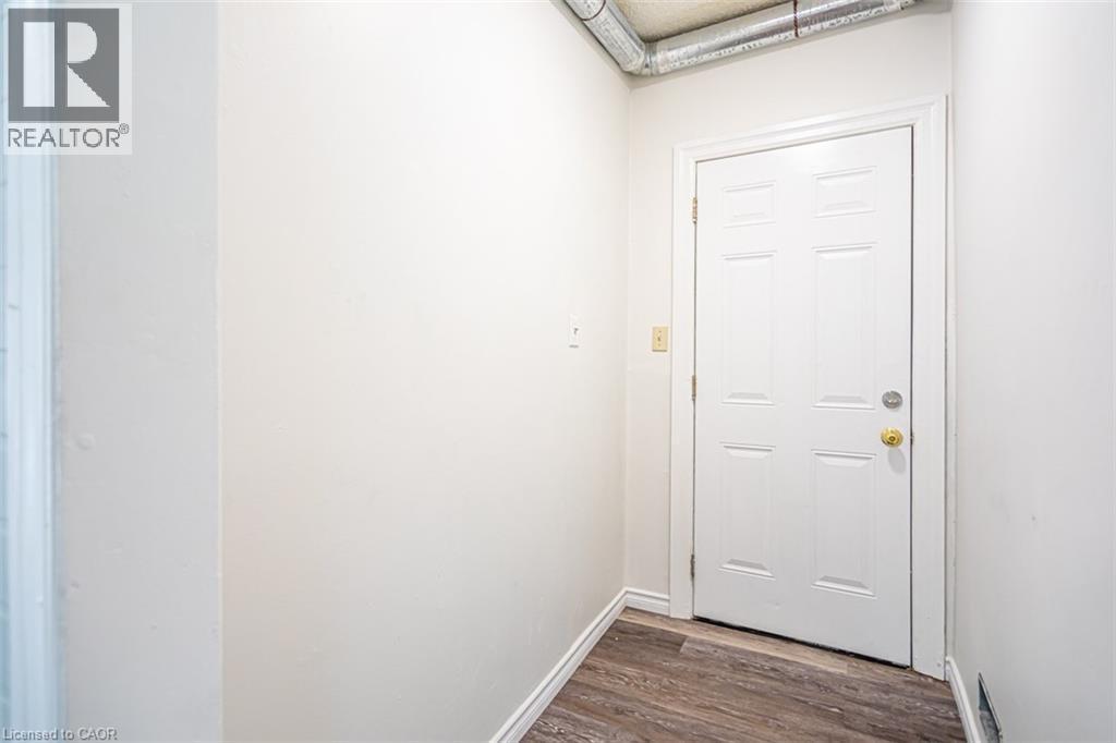 












2712 UPPER JAMES Street

,
Hamilton,




Ontario
L0R1W0

