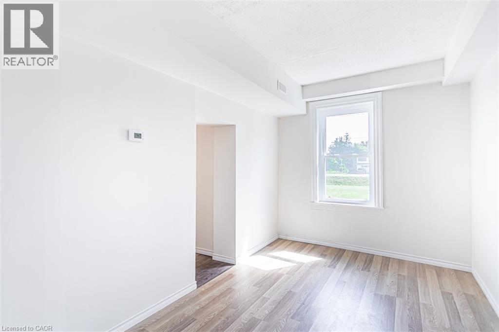 












2712 UPPER JAMES Street

,
Hamilton,




Ontario
L0R1W0

