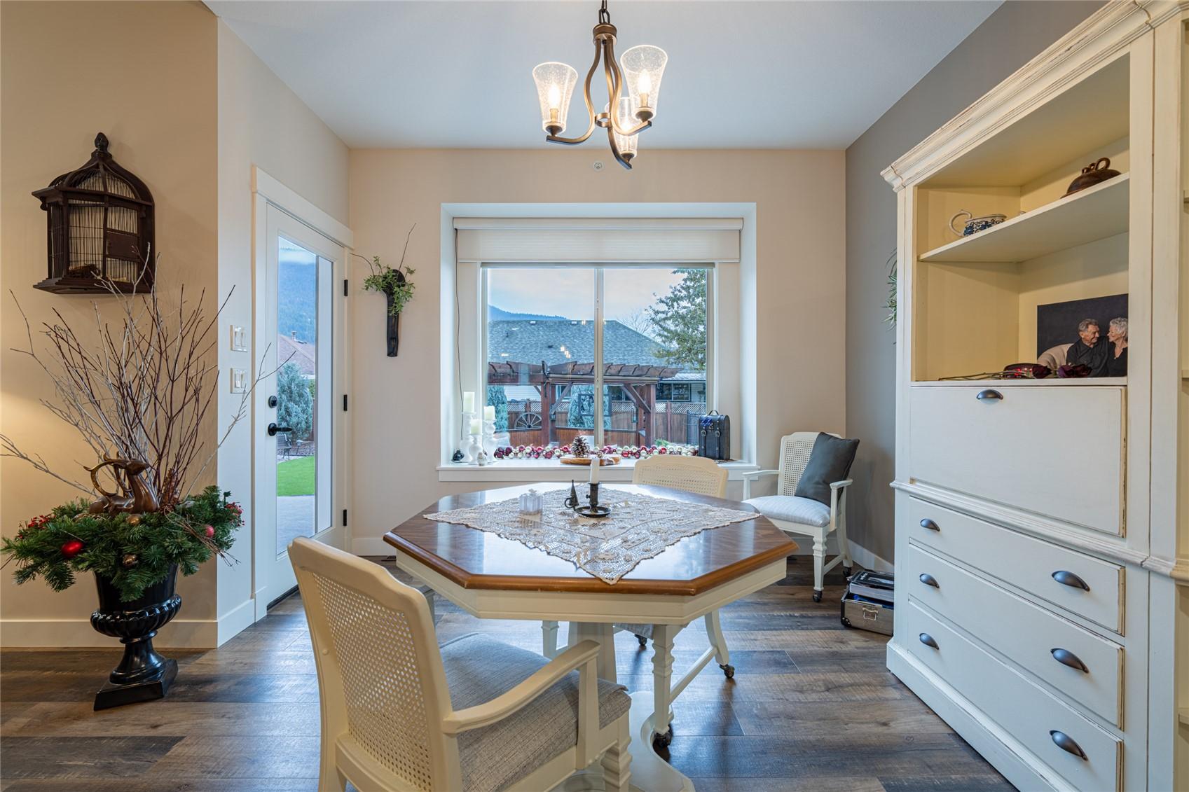 









2444


York

Avenue, 3,
Armstrong,




BC
V0E 1B1

