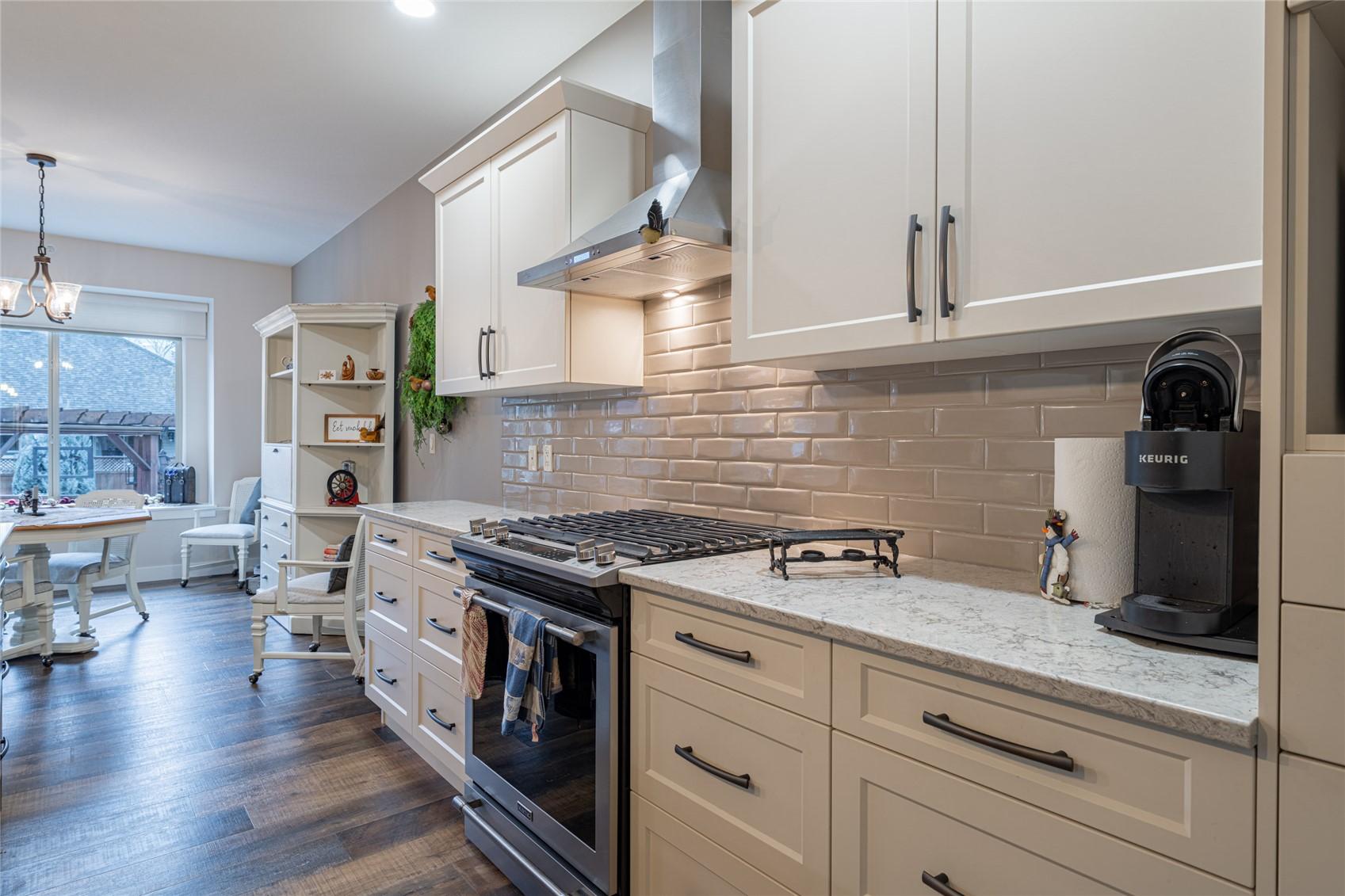 









2444


York

Avenue, 3,
Armstrong,




BC
V0E 1B1

