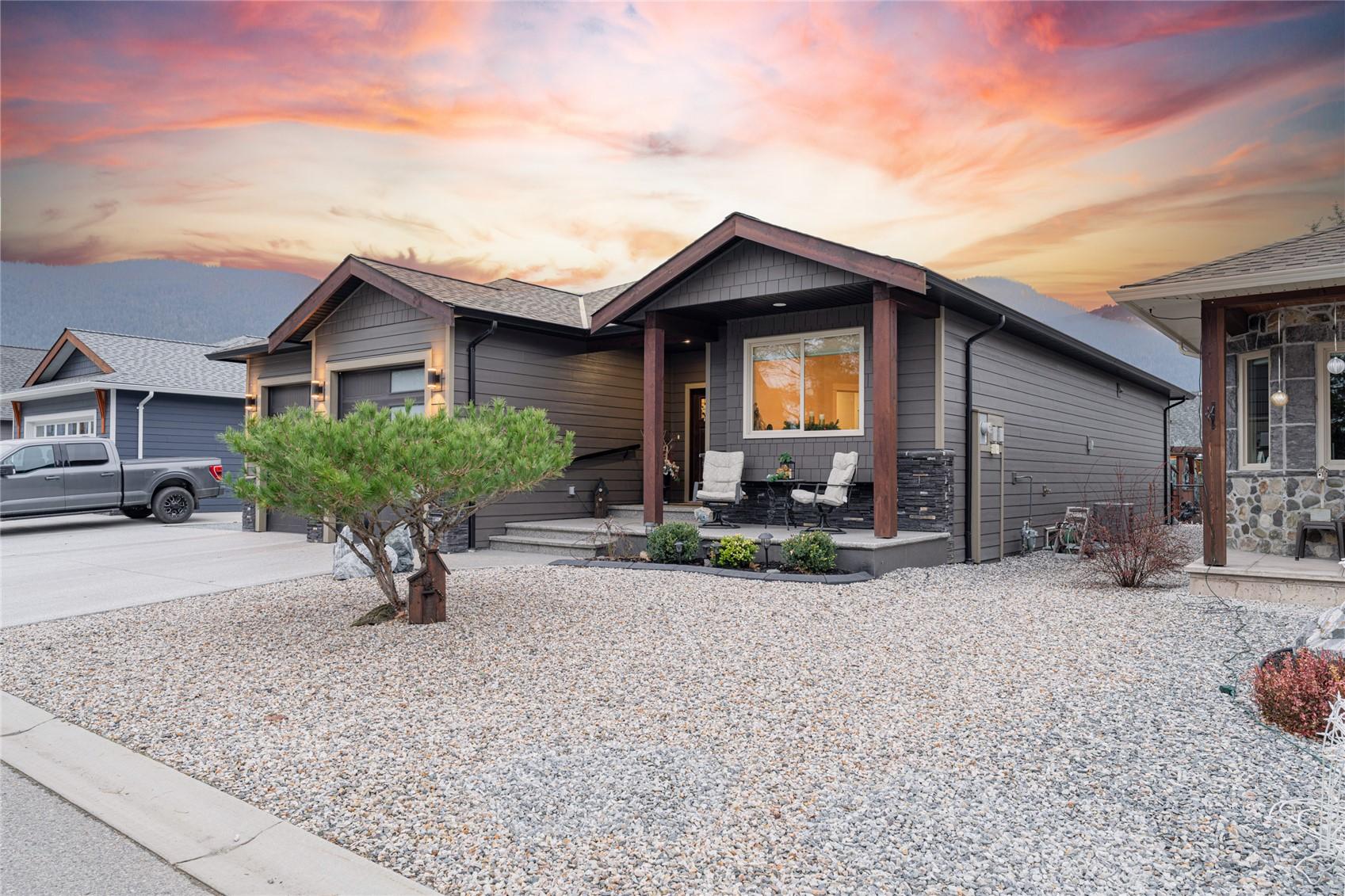 









2444


York

Avenue, 3,
Armstrong,




BC
V0E 1B1

