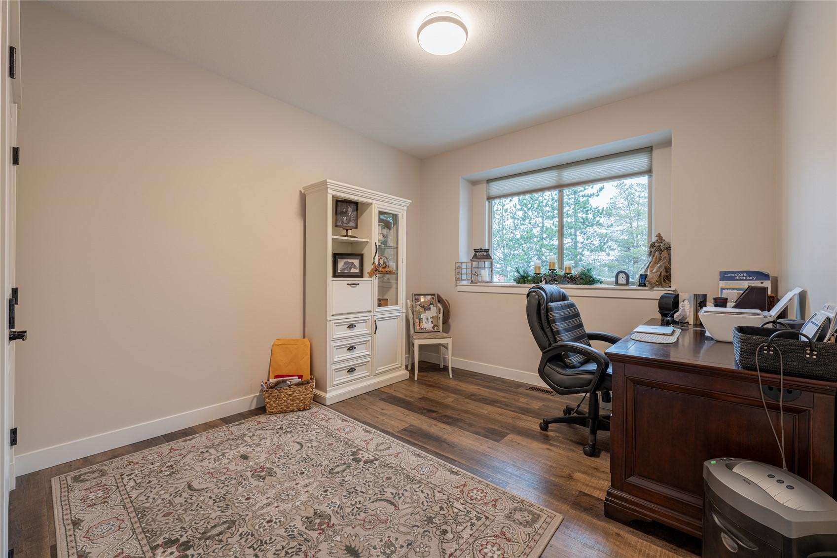 









2444


York

Avenue, 3,
Armstrong,




BC
V0E 1B1

