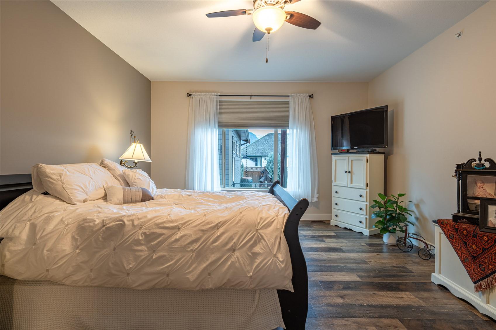 









2444


York

Avenue, 3,
Armstrong,




BC
V0E 1B1

