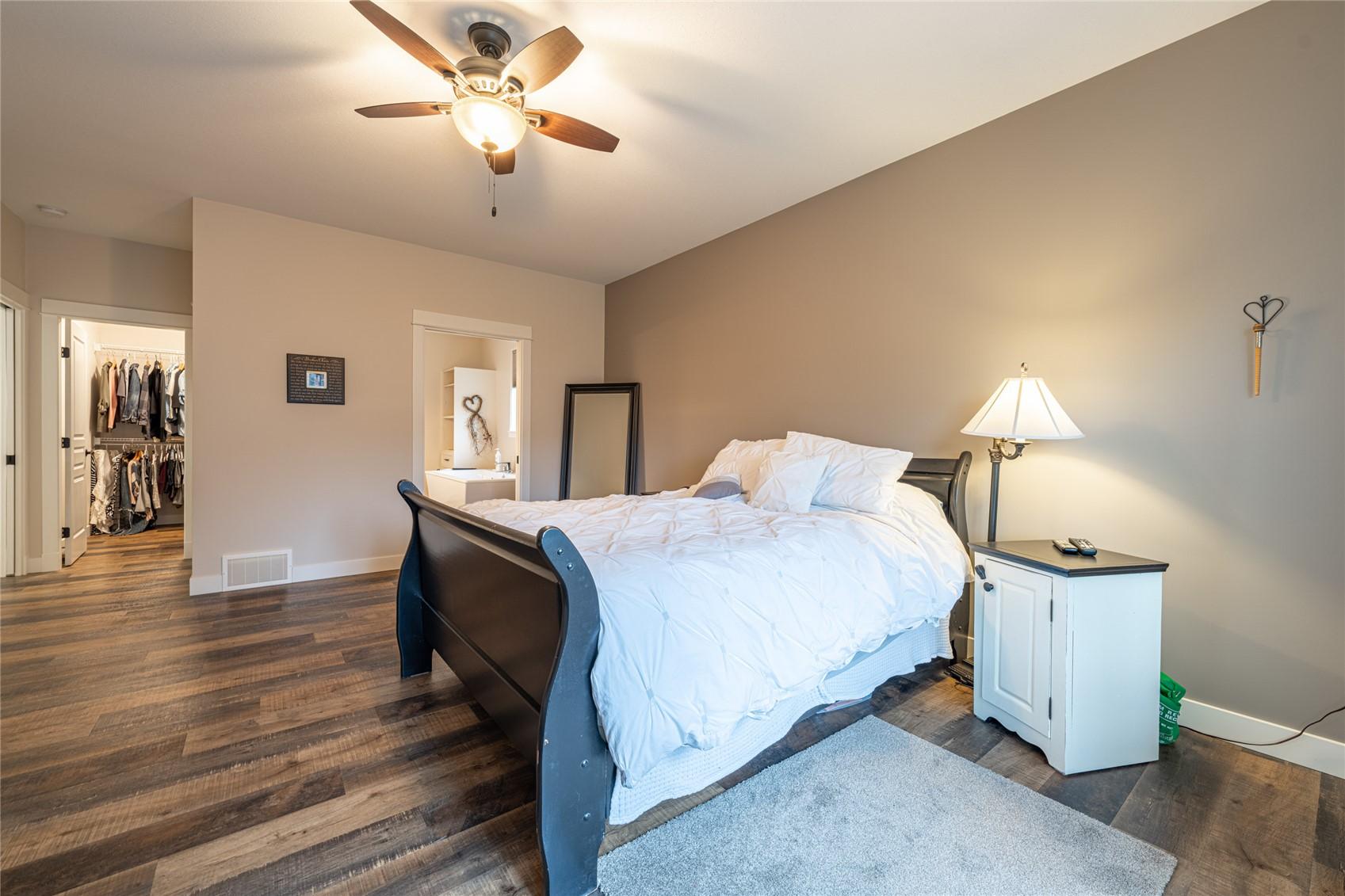 









2444


York

Avenue, 3,
Armstrong,




BC
V0E 1B1

