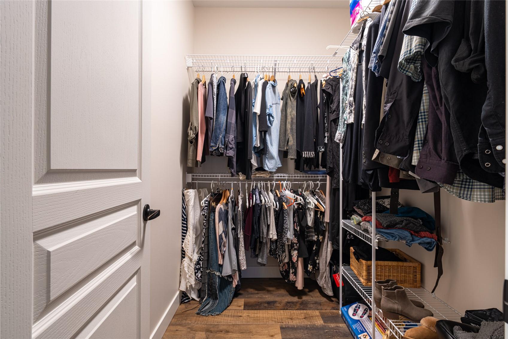 









2444


York

Avenue, 3,
Armstrong,




BC
V0E 1B1

