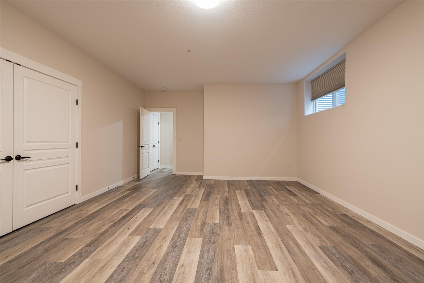 









2444


York

Avenue, 3,
Armstrong,




BC
V0E 1B1

