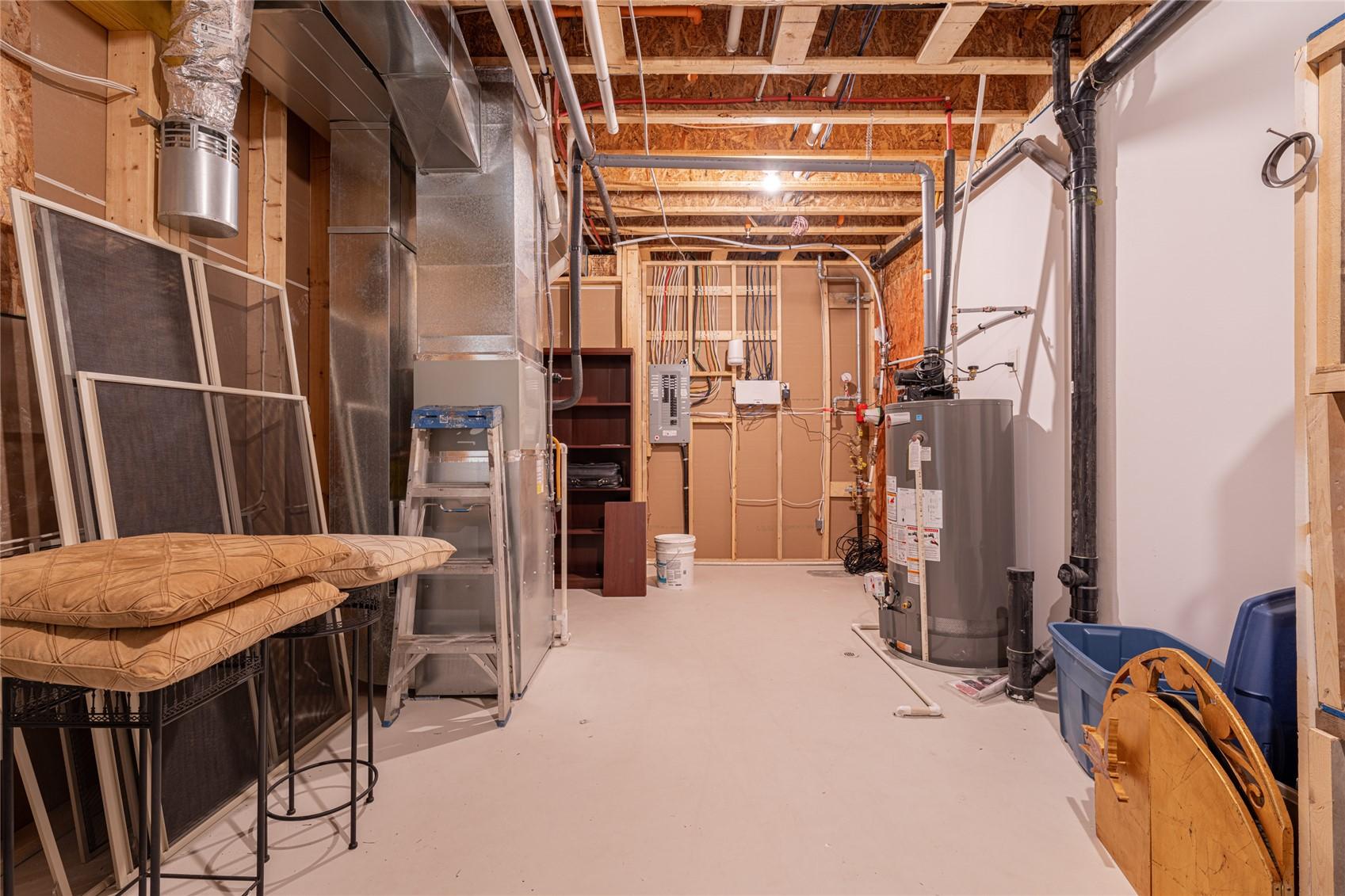 









2444


York

Avenue, 3,
Armstrong,




BC
V0E 1B1

