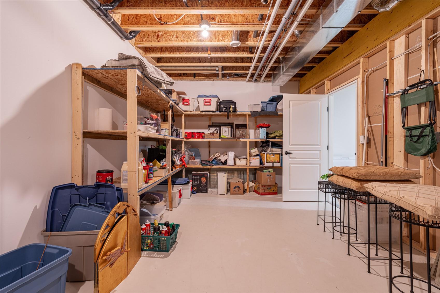 









2444


York

Avenue, 3,
Armstrong,




BC
V0E 1B1

