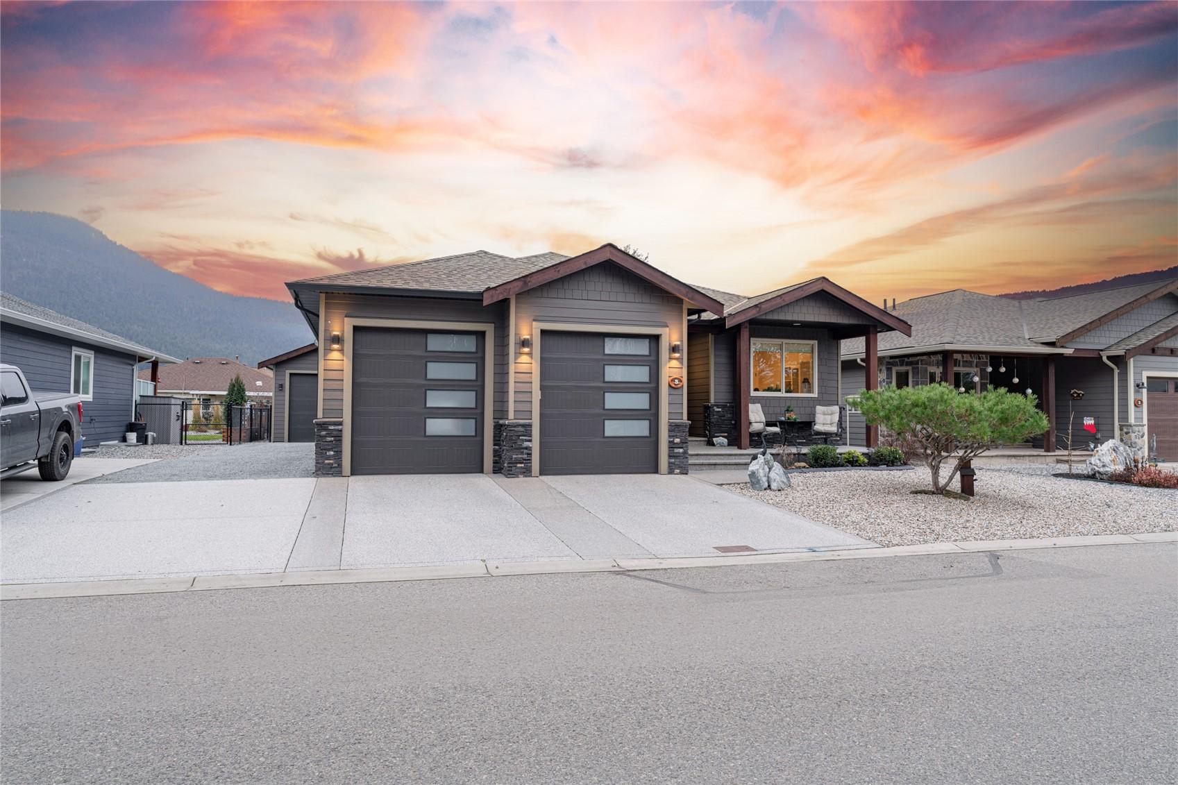 









2444


York

Avenue, 3,
Armstrong,




BC
V0E 1B1

