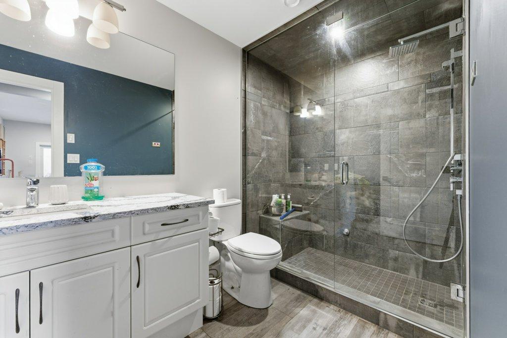 









4370


Round Prairie

Road,
Spallumcheen,




BC
V0E 2B4

