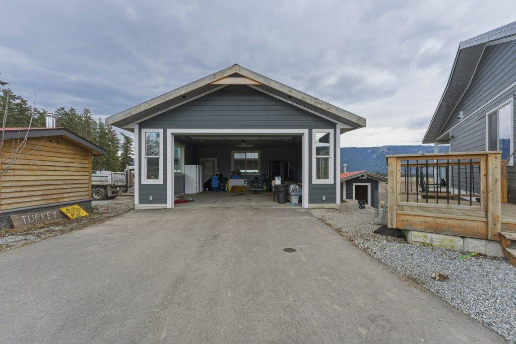 









4370


Round Prairie

Road,
Spallumcheen,




BC
V0E 2B4


