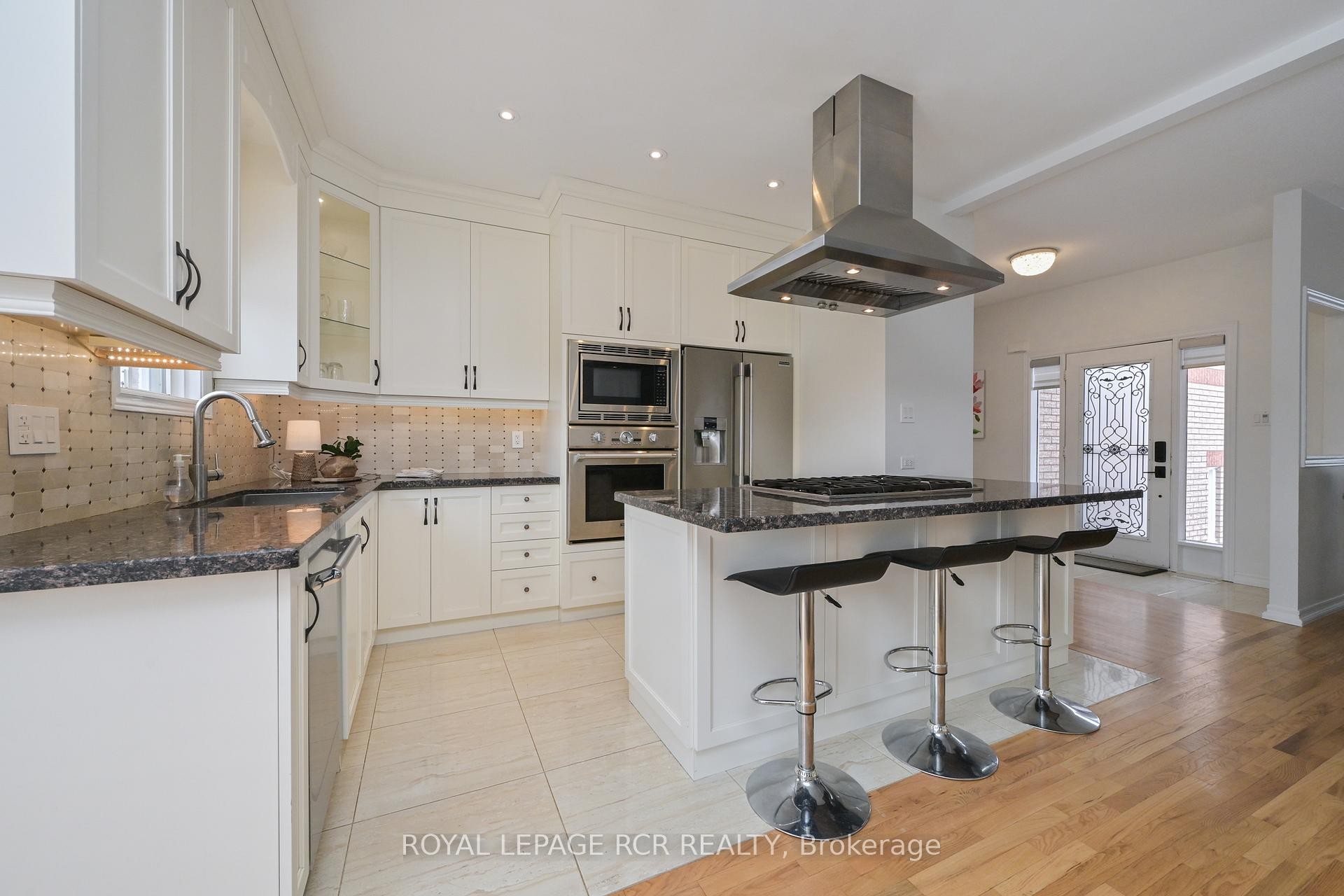 









29


Depeuter

Crescent,
Bradford West Gwillimbury,




ON
L3Z 3A3

