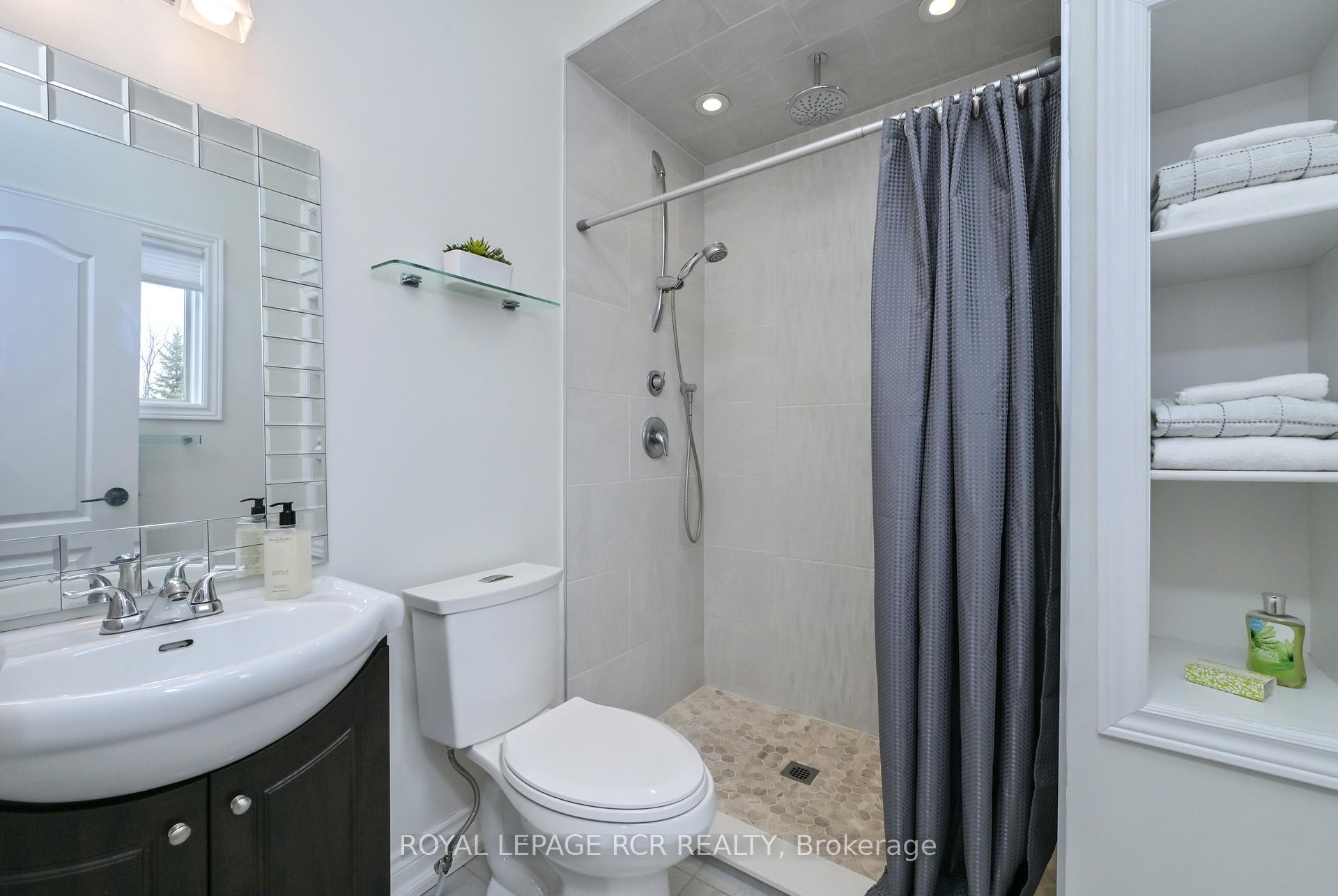 









29


Depeuter

Crescent,
Bradford West Gwillimbury,




ON
L3Z 3A3

