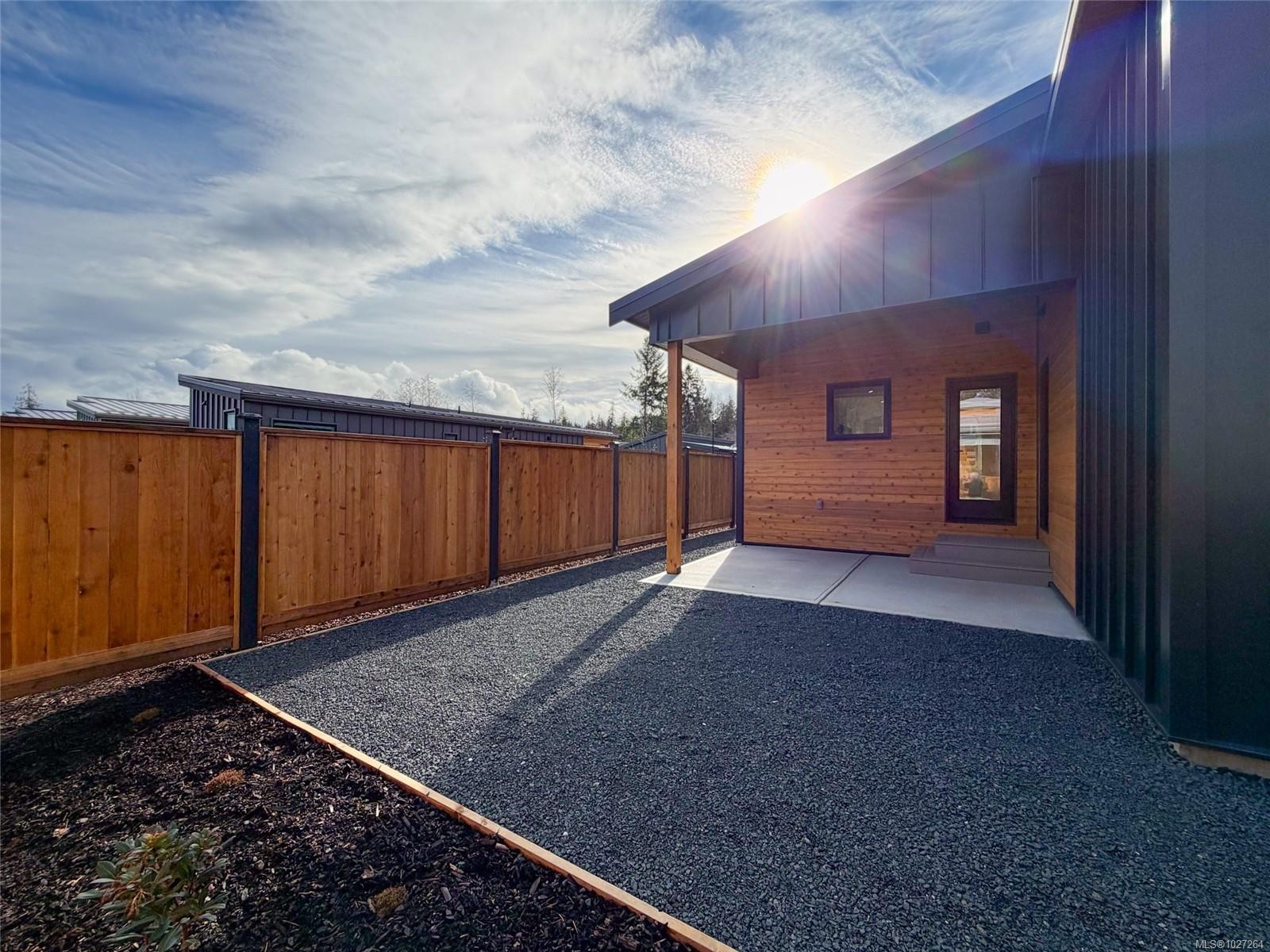 









3025


Royston

Rd, 18,
Cumberland,




BC
V0R 1S0


