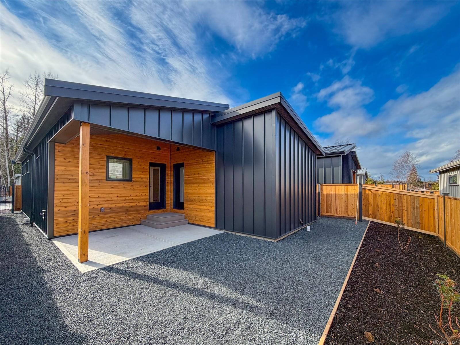









3025


Royston

Rd, 18,
Cumberland,




BC
V0R 1S0

