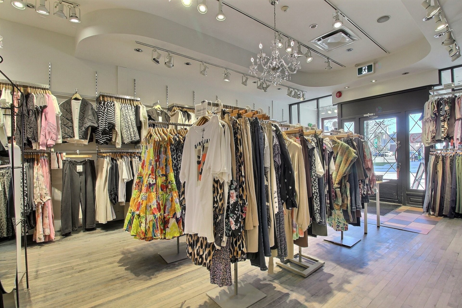 









366


Rue Principale O.

,
Magog,




QC
J1X2A9

