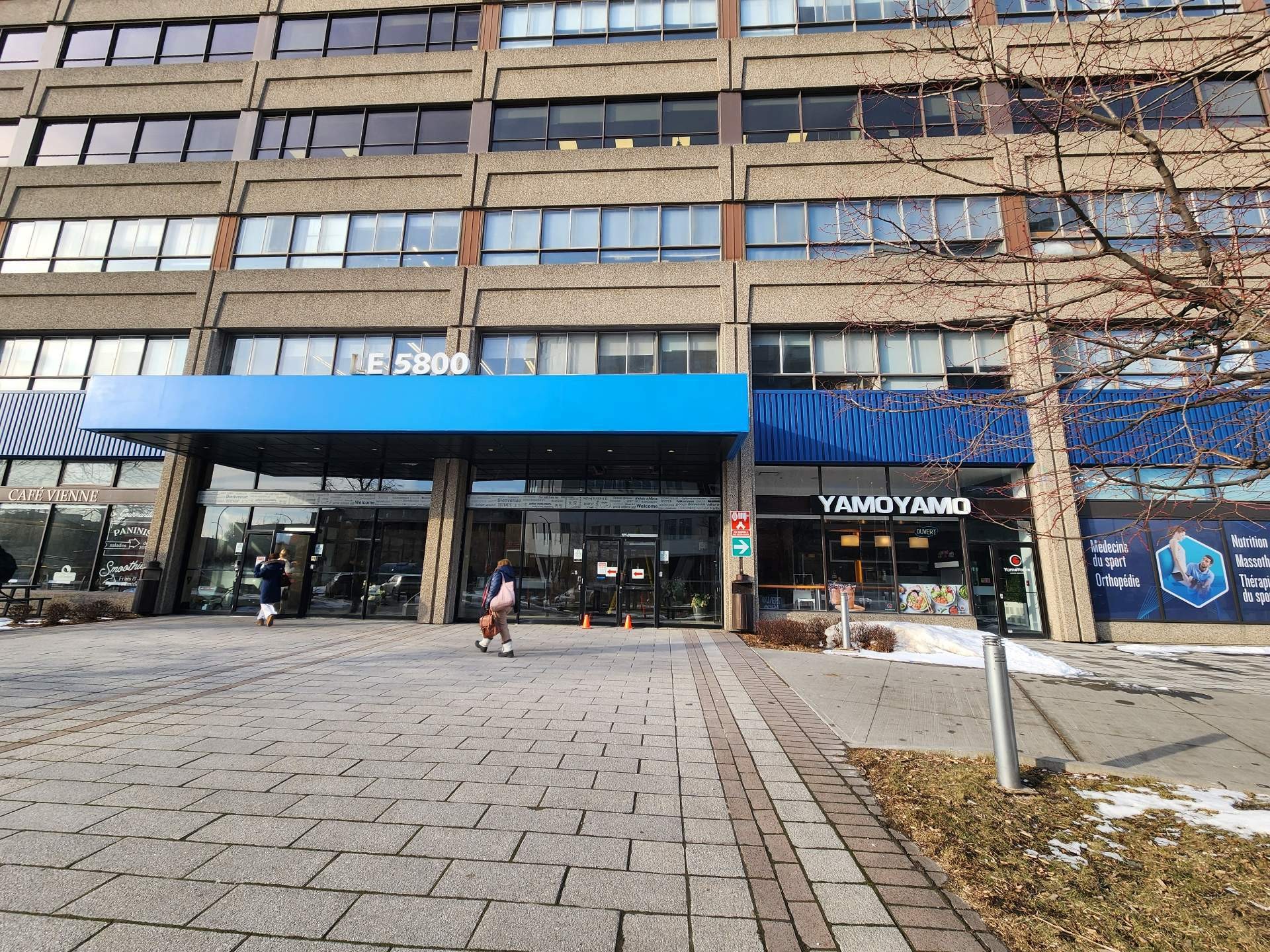 









5800


Rue St-Denis

, #3,
Montréal (Rosemont/La Petite-Patrie),




QC
H2S3L5

