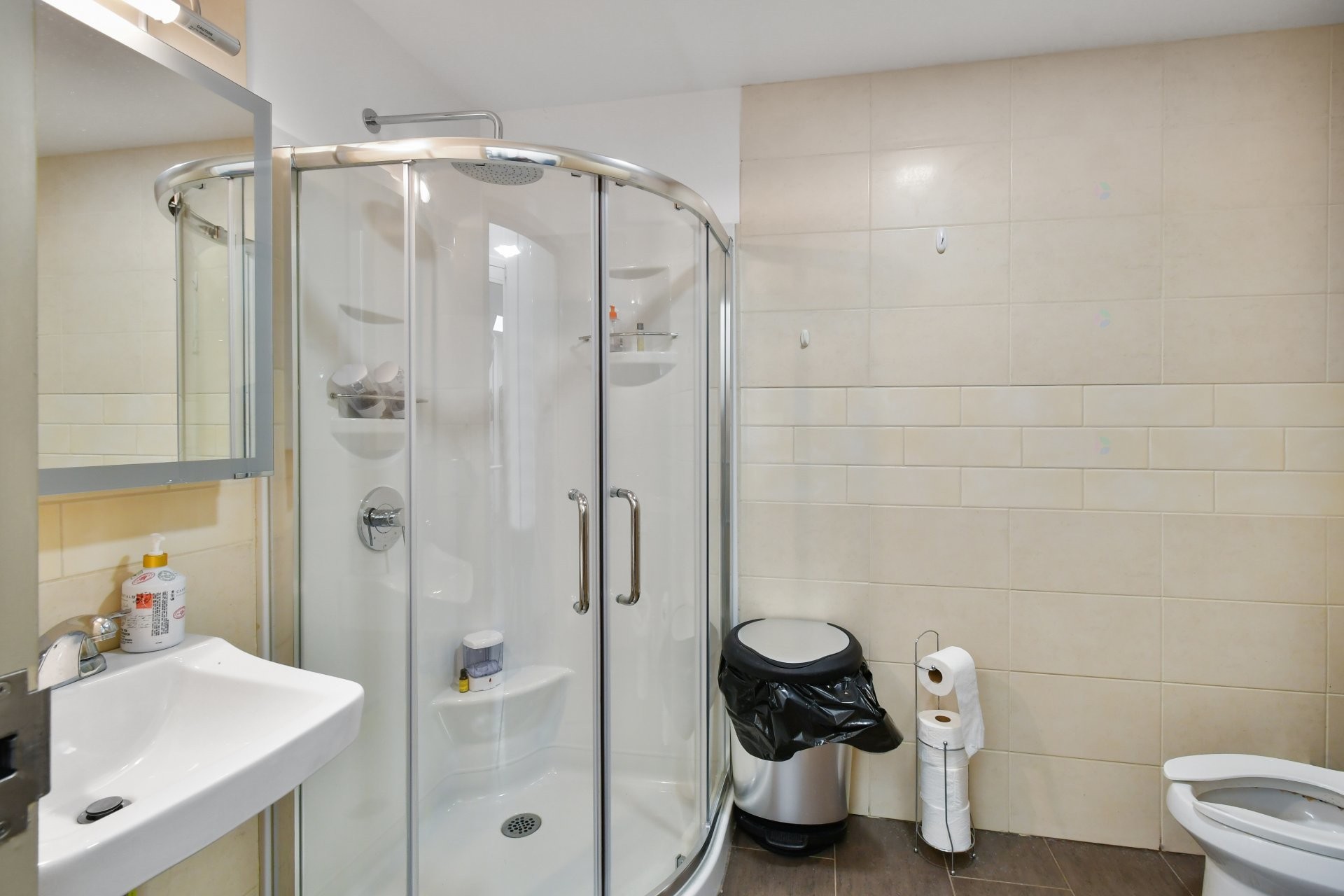 









1360


Rue Louis-Marchand

,
Beloeil,




QC
J3G6S3

