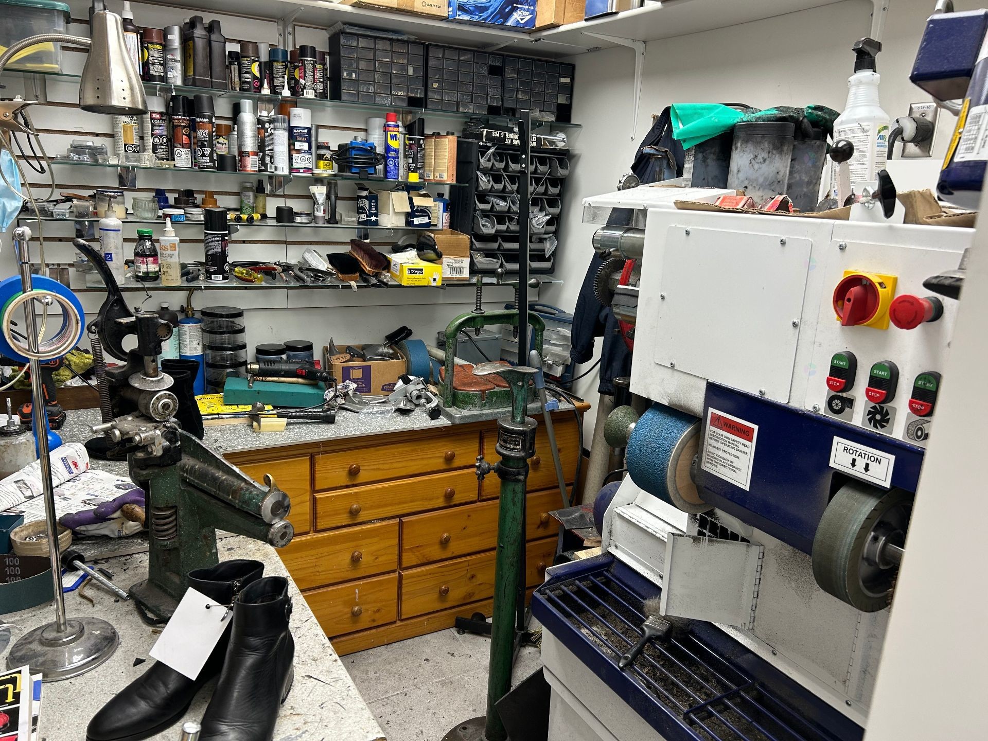 









800


Rue du Square-Victoria

, SS2-15,
Montréal (Ville-Marie),




QC
H3C0B4

