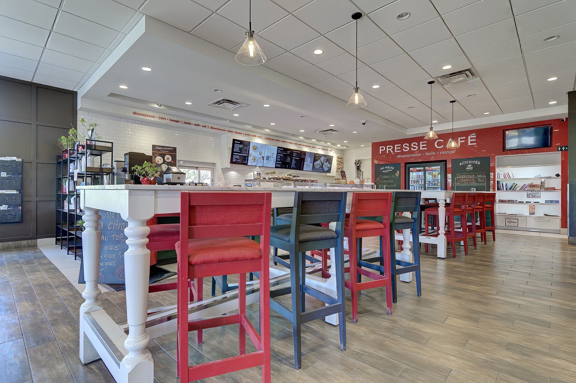 









3600


Boul. Fréchette

, 104,
Chambly,




QC
J3L0A3

