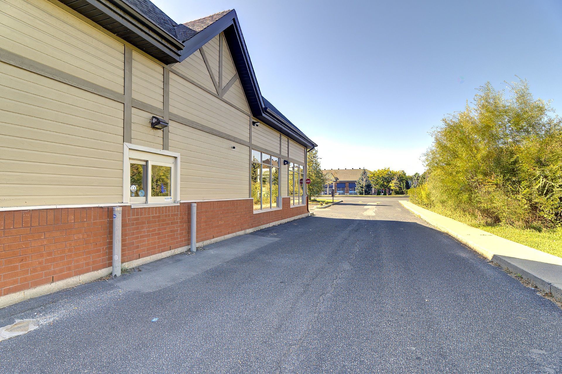 









3600


Boul. Fréchette

, 104,
Chambly,




QC
J3L0A3

