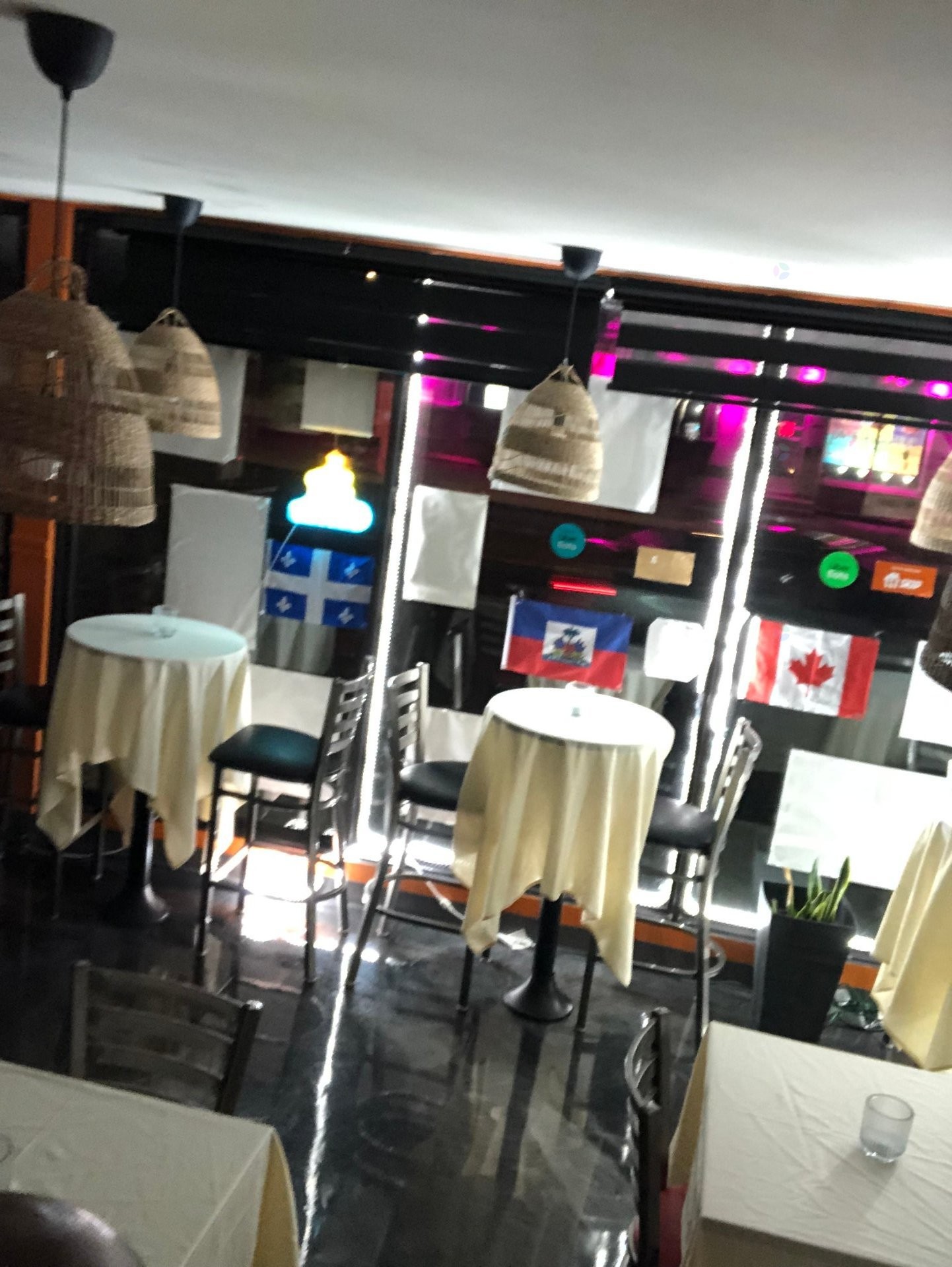 









2177


Ch. de Chambly

, 1,
Longueuil (Le Vieux-Longueuil),




QC
J4J3Z2

