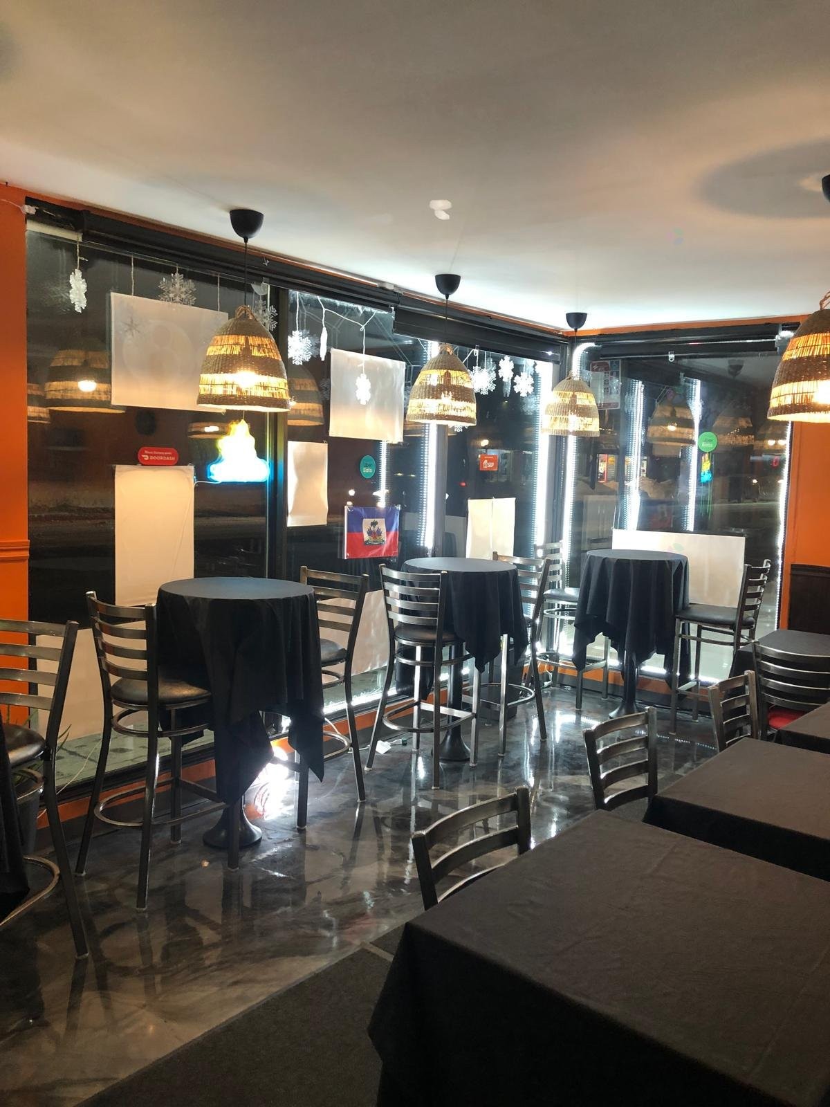 









2177


Ch. de Chambly

, 1,
Longueuil (Le Vieux-Longueuil),




QC
J4J3Z2

