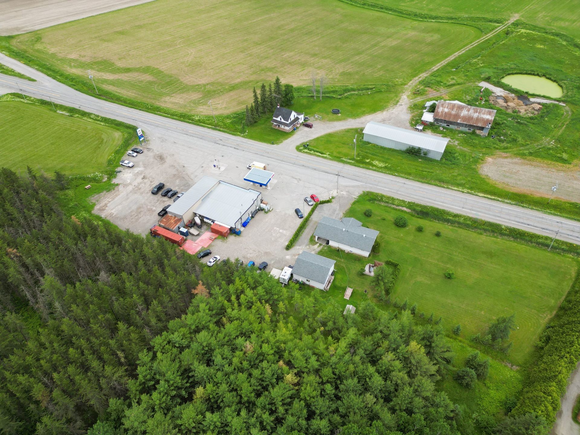 









1506


Route 101

,
Saint-Édouard-de-Fabre,




QC
J0Z1Z0

