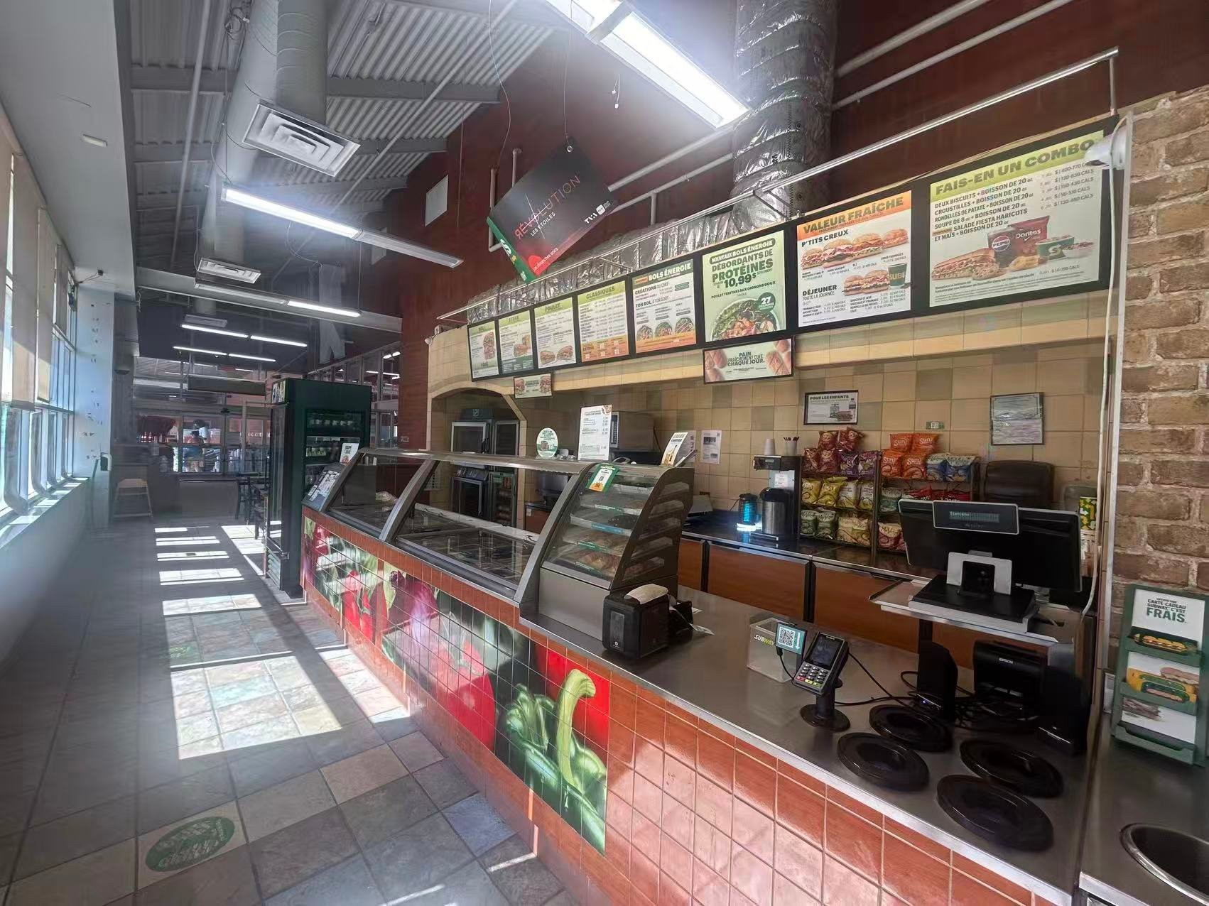 









4625


Rue St-Antoine O.

,
Montréal (Le Sud-Ouest),




QC
H4C1E2

