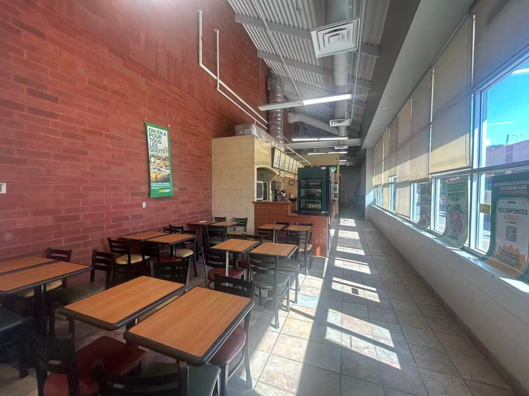 









4625


Rue St-Antoine O.

,
Montréal (Le Sud-Ouest),




QC
H4C1E2

