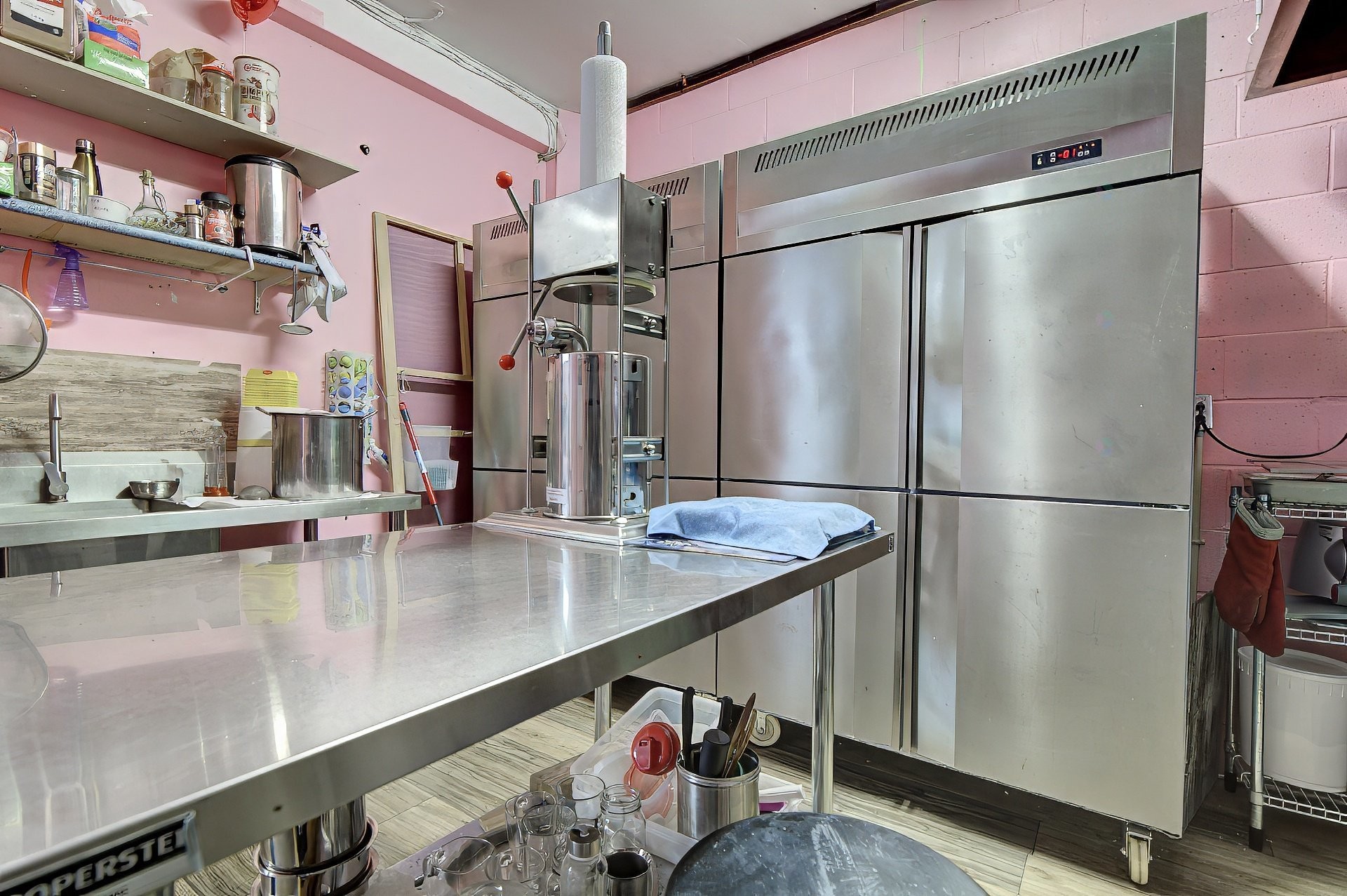 









2


Rue Non Disponible-Unavailable

,
Sainte-Catherine,




QC
J5S1H2

