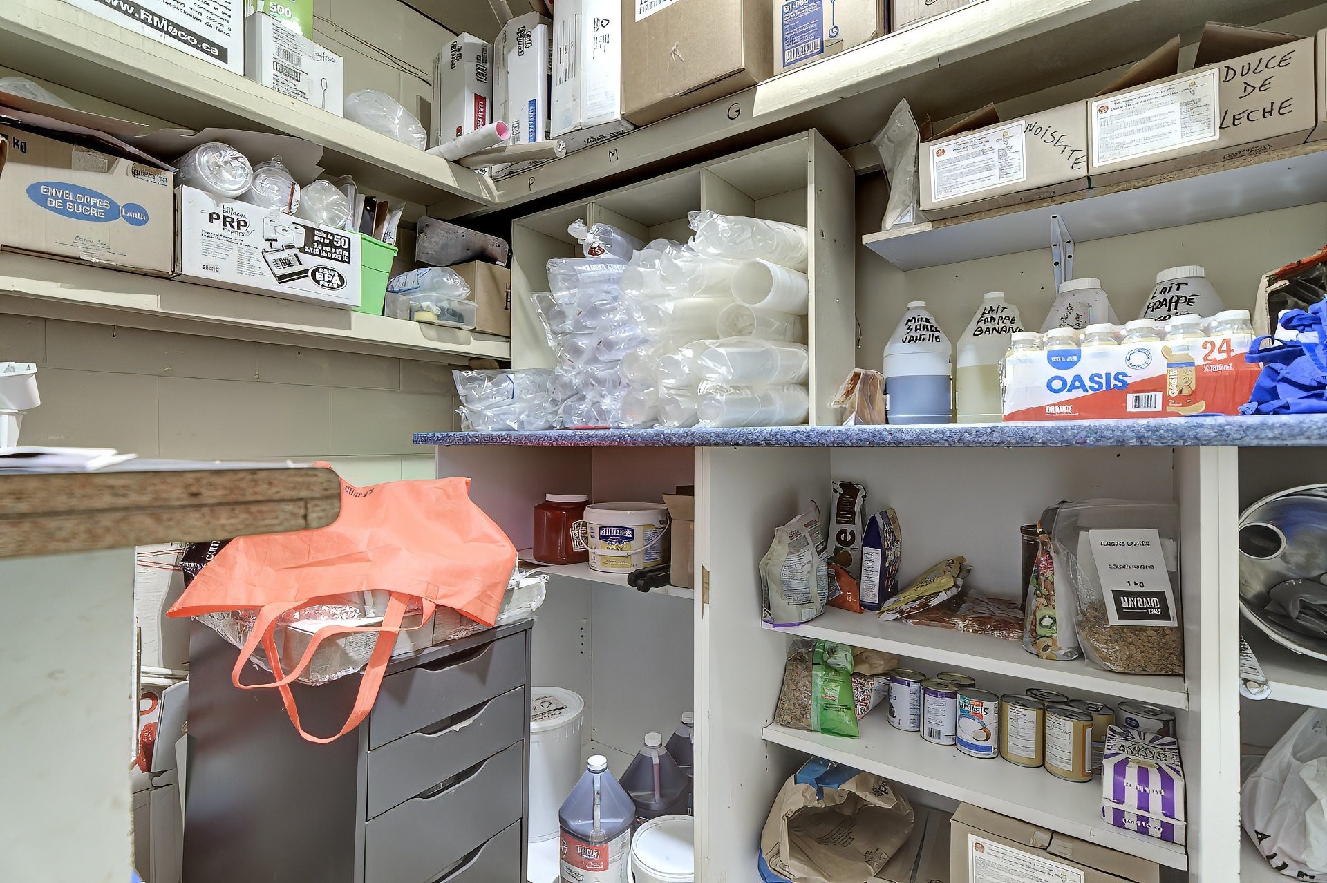 









2


Rue Non Disponible-Unavailable

,
Sainte-Catherine,




QC
J5S1H2

