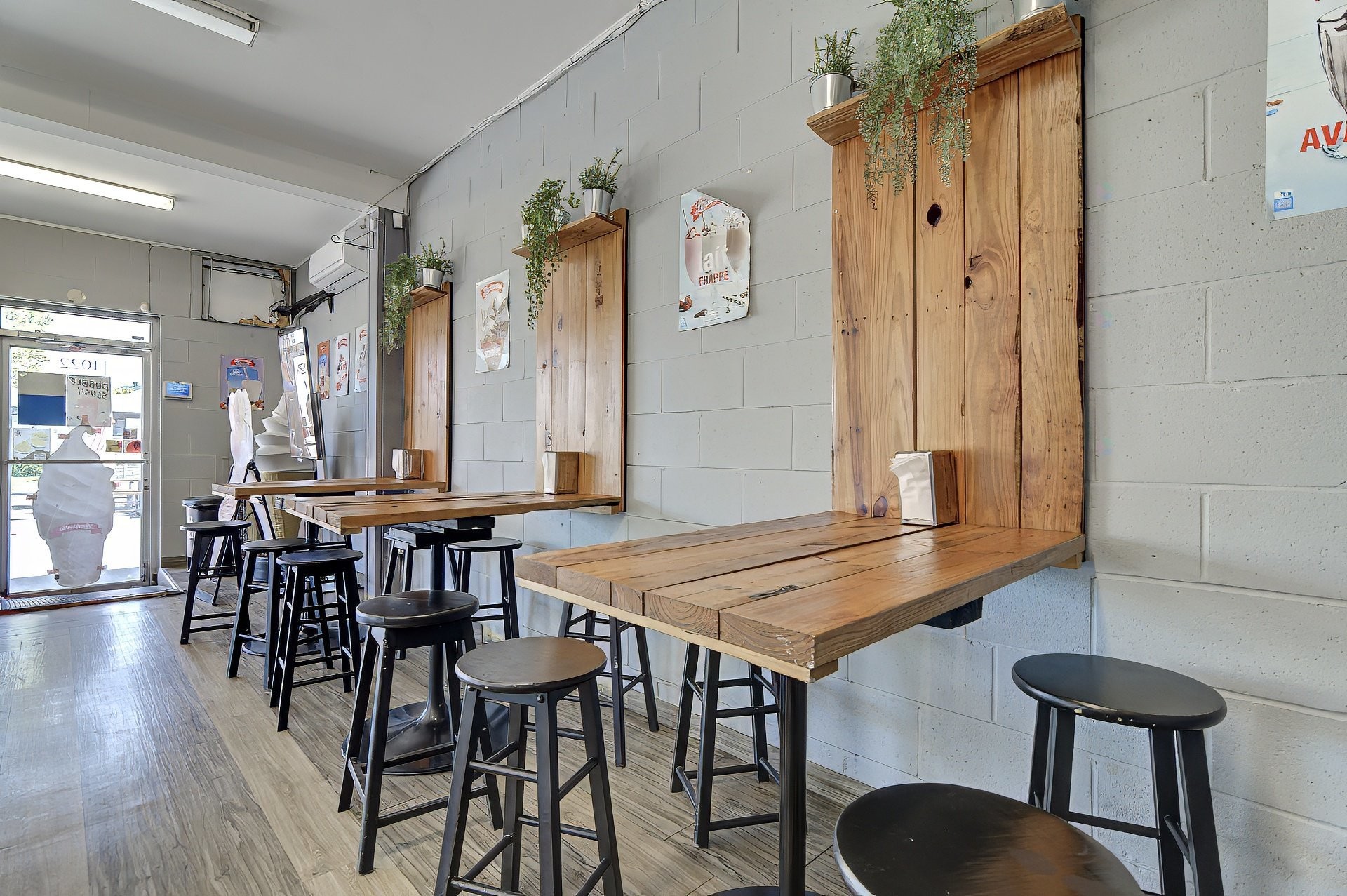 









2


Rue Non Disponible-Unavailable

,
Sainte-Catherine,




QC
J5S1H2

