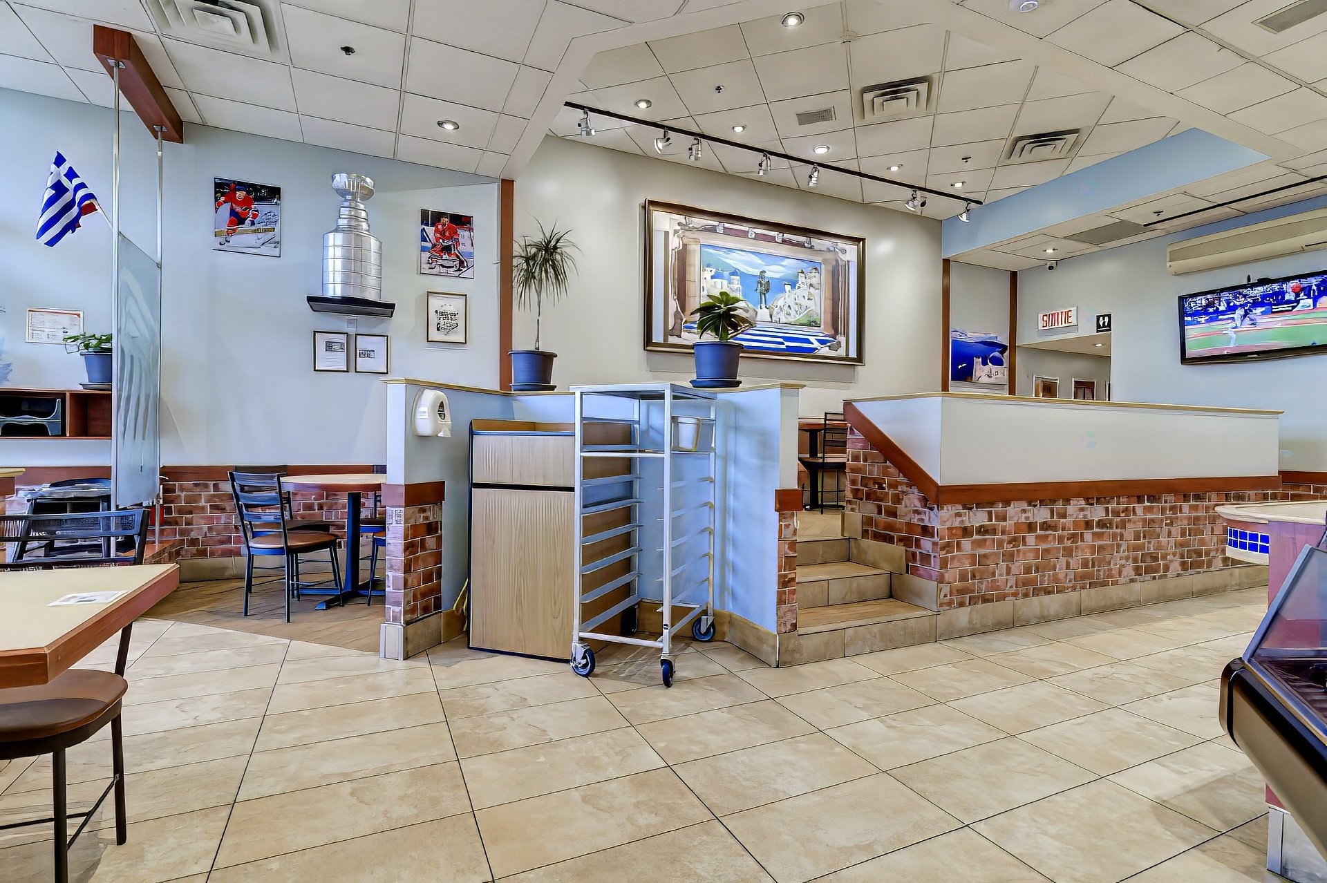 









3484


Av. des Grandes Tourelles

,
Boisbriand,




QC
J7H0A2

