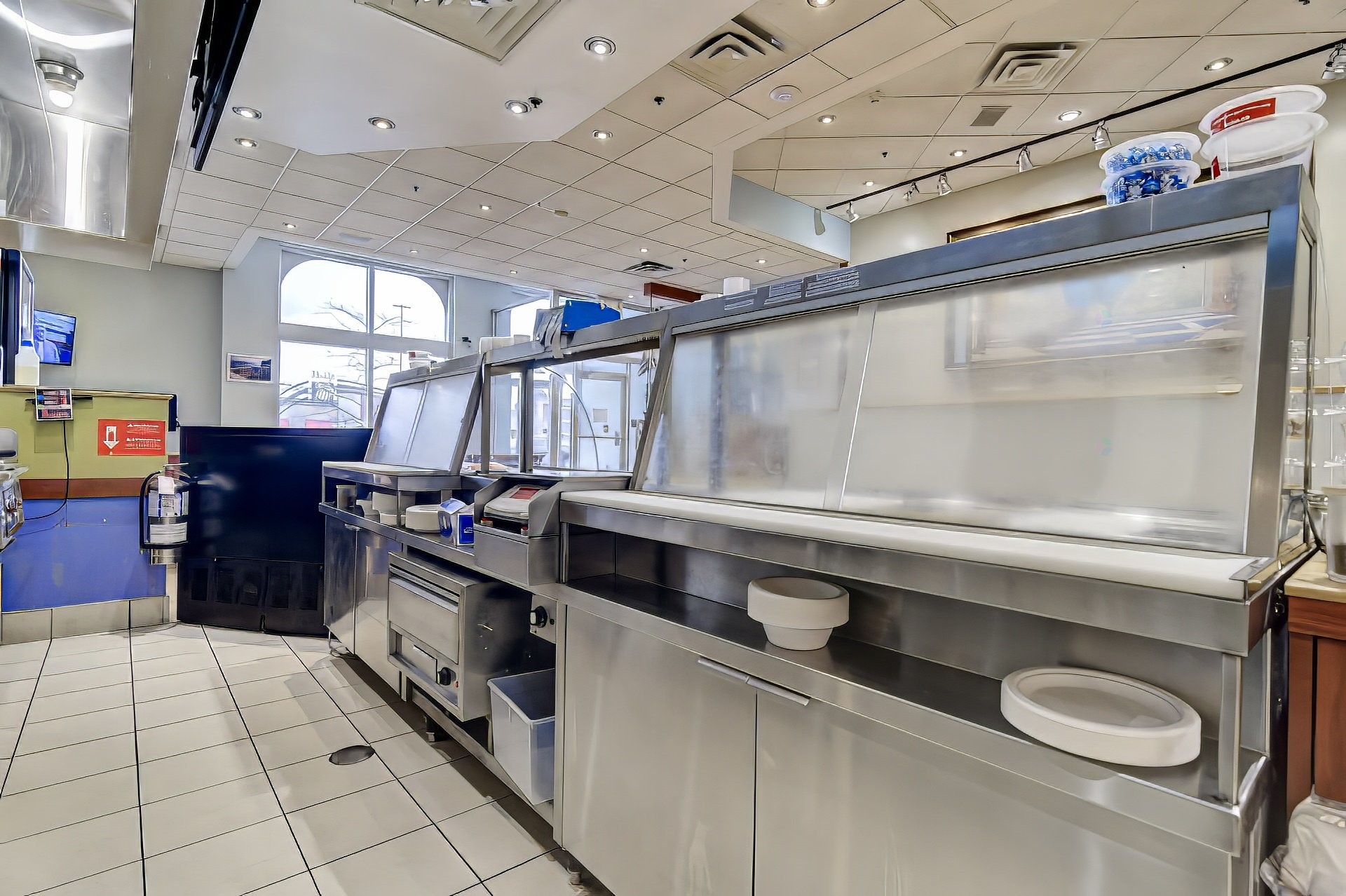 









3484


Av. des Grandes Tourelles

,
Boisbriand,




QC
J7H0A2

