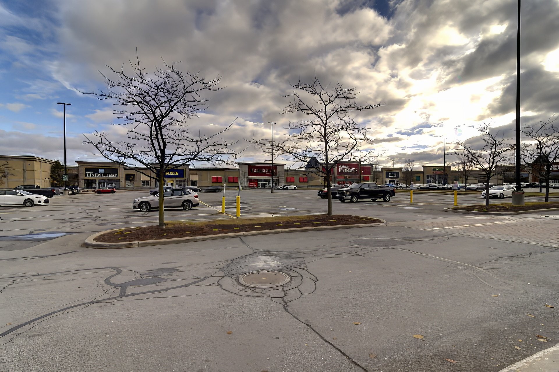









3484


Av. des Grandes Tourelles

,
Boisbriand,




QC
J7H0A2

