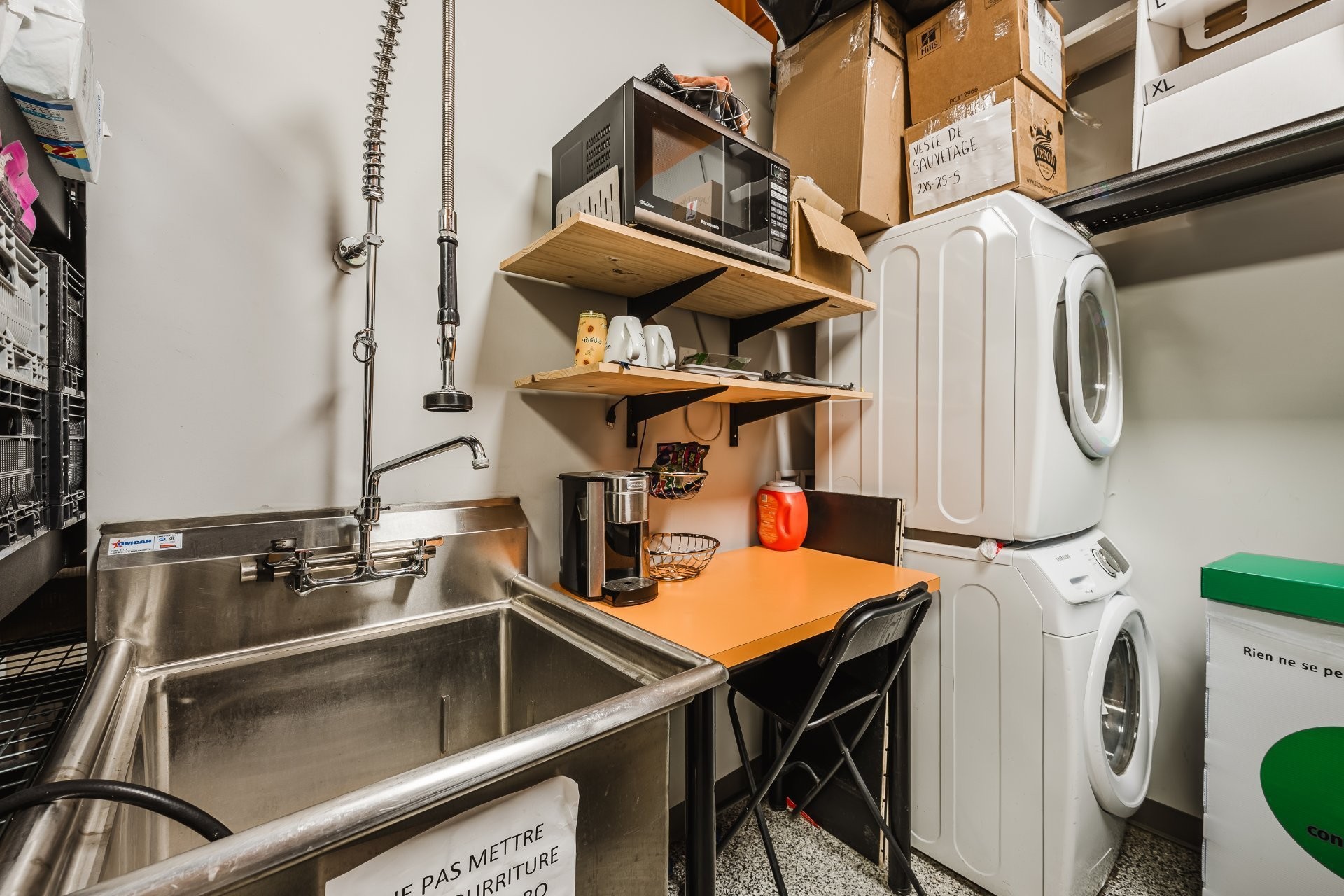 









7405


Boul. Grande-Allée

, 20,
Brossard,




QC
J4Z0M8

