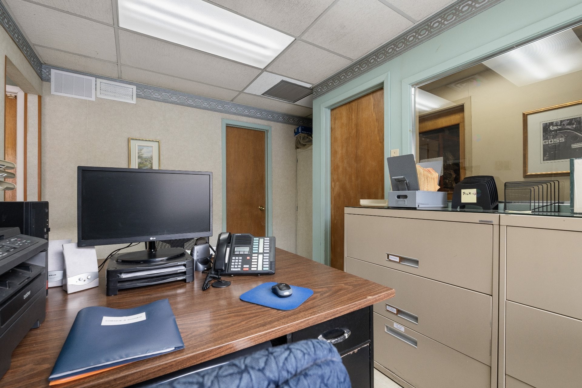 









11905

 - 11915


Av. Bellevois

,
Montréal (Montréal-Nord),




QC
H1H3G2

