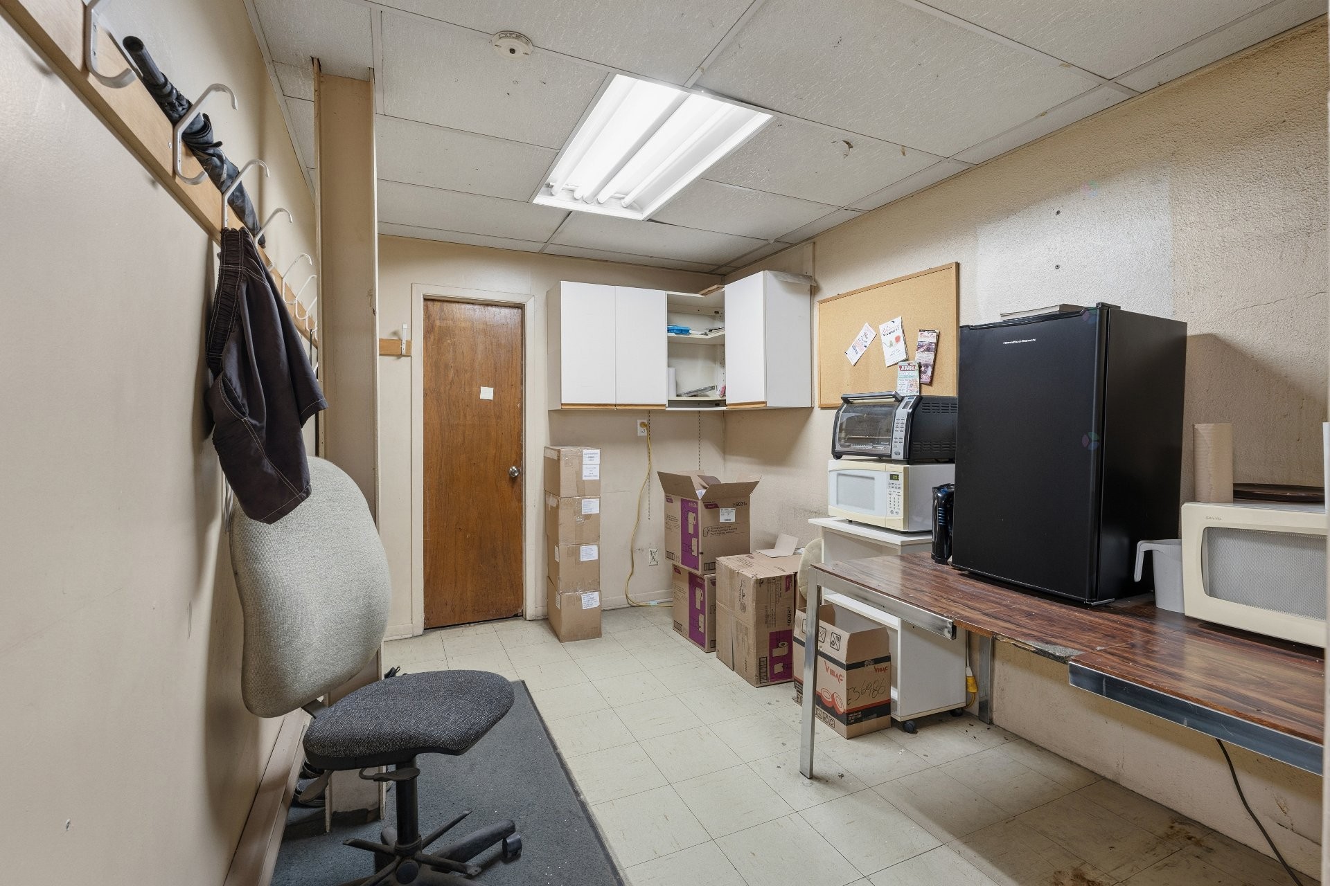 









11905

 - 11915


Av. Bellevois

,
Montréal (Montréal-Nord),




QC
H1H3G2

