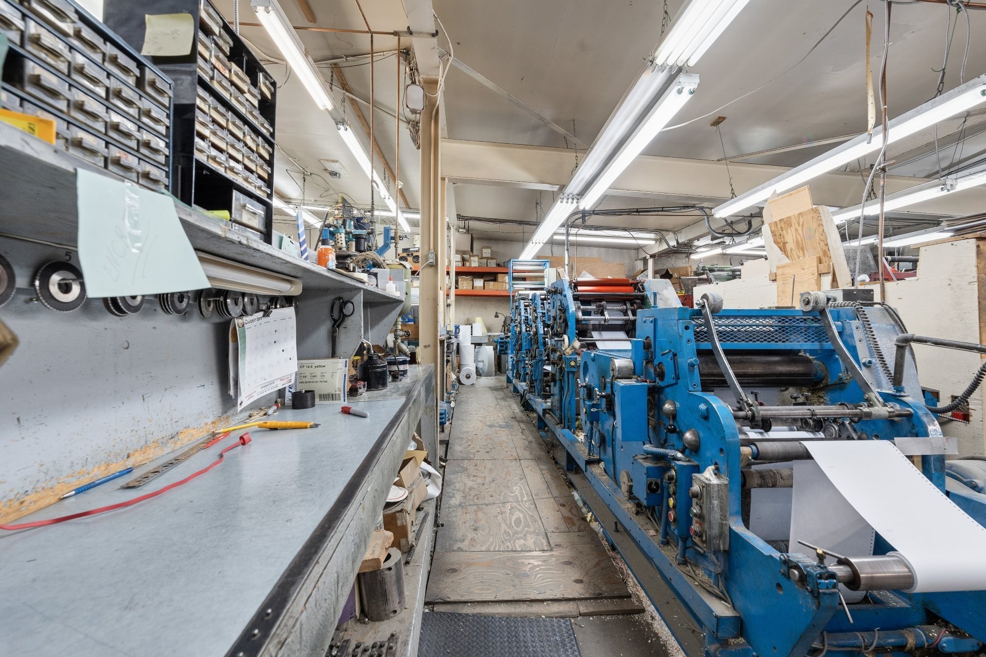 









11905

 - 11915


Av. Bellevois

,
Montréal (Montréal-Nord),




QC
H1H3G2

