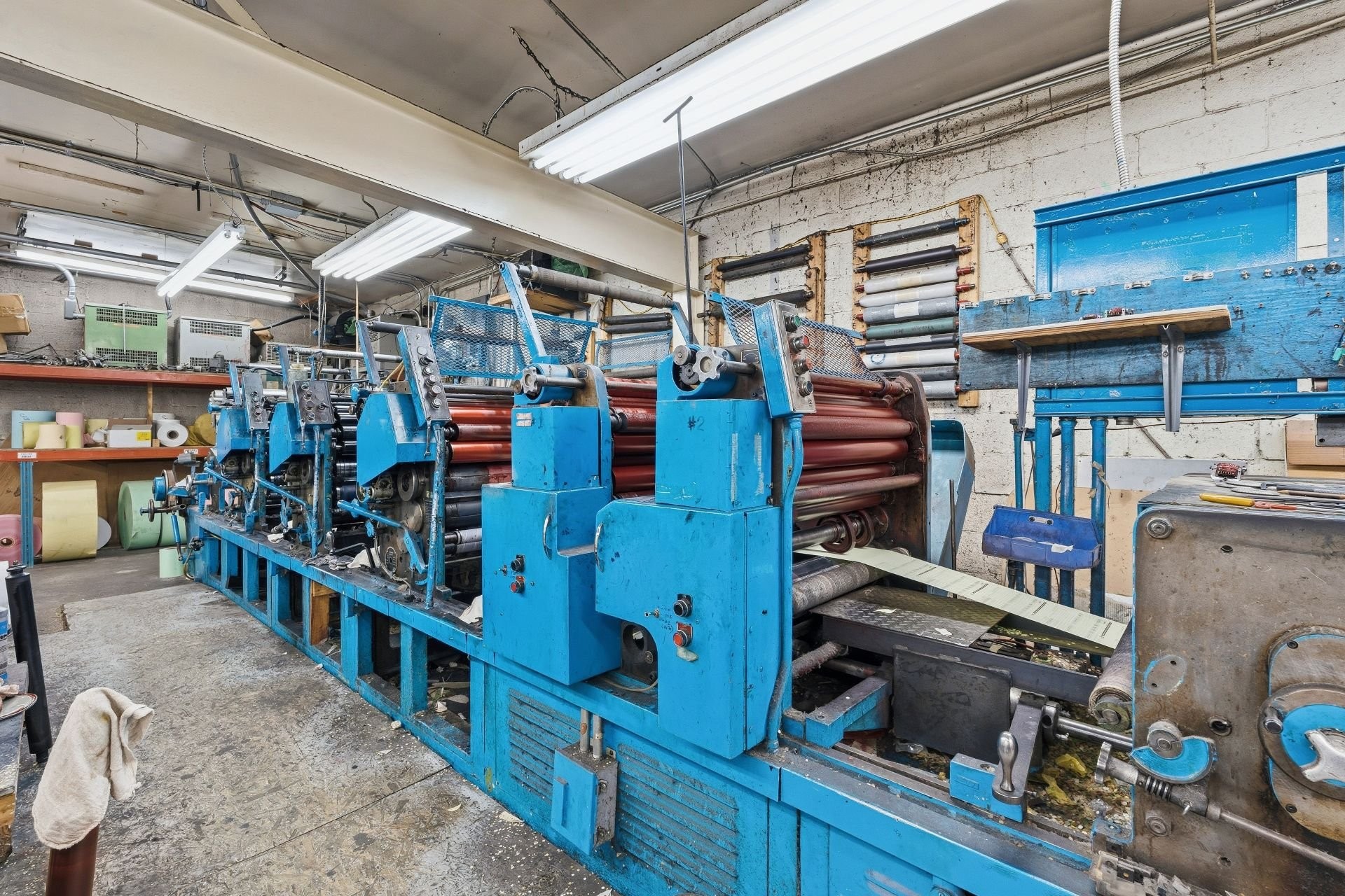 









11905

 - 11915


Av. Bellevois

,
Montréal (Montréal-Nord),




QC
H1H3G2

