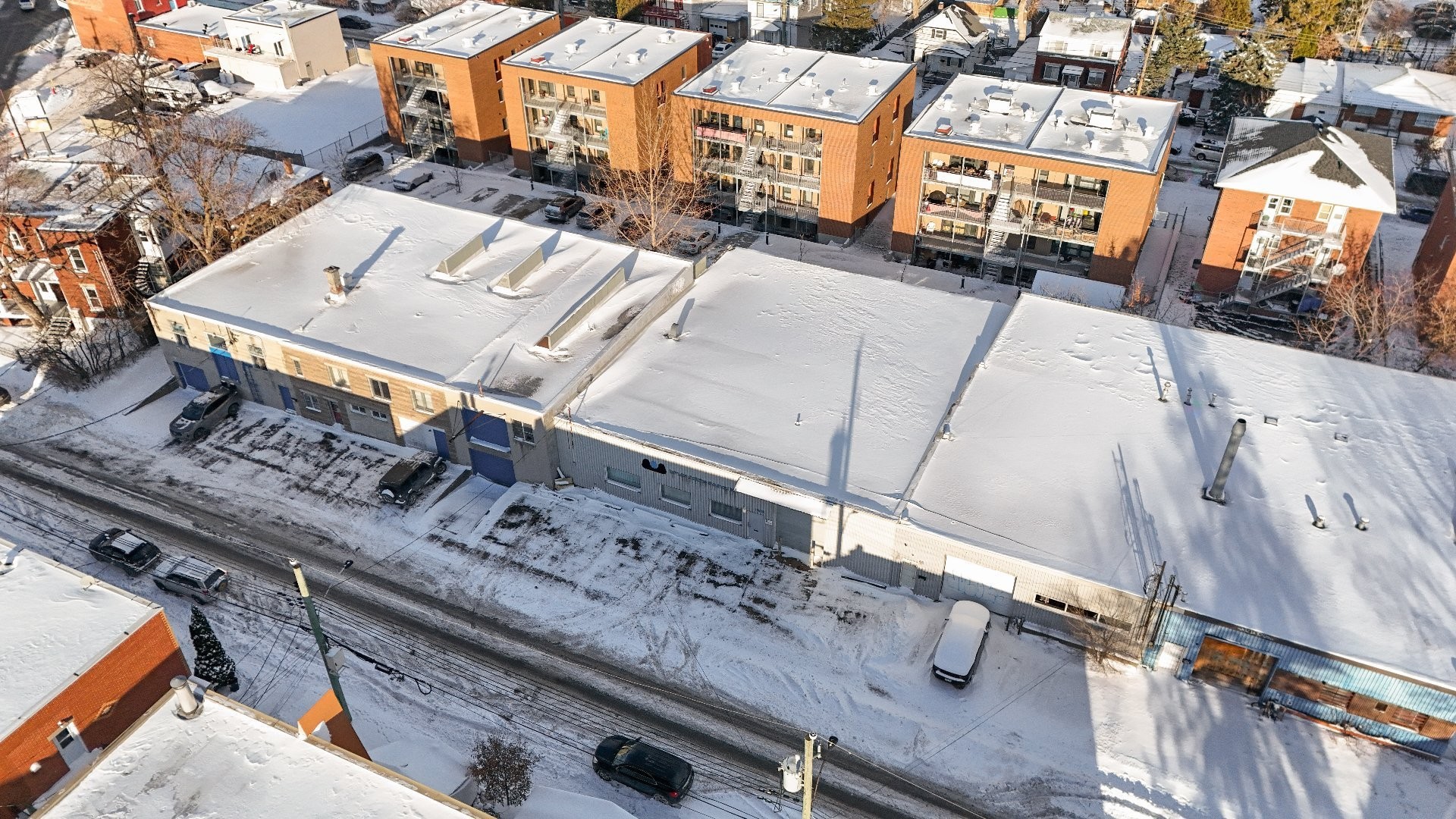 









11905

 - 11915


Av. Bellevois

,
Montréal (Montréal-Nord),




QC
H1H3G2

