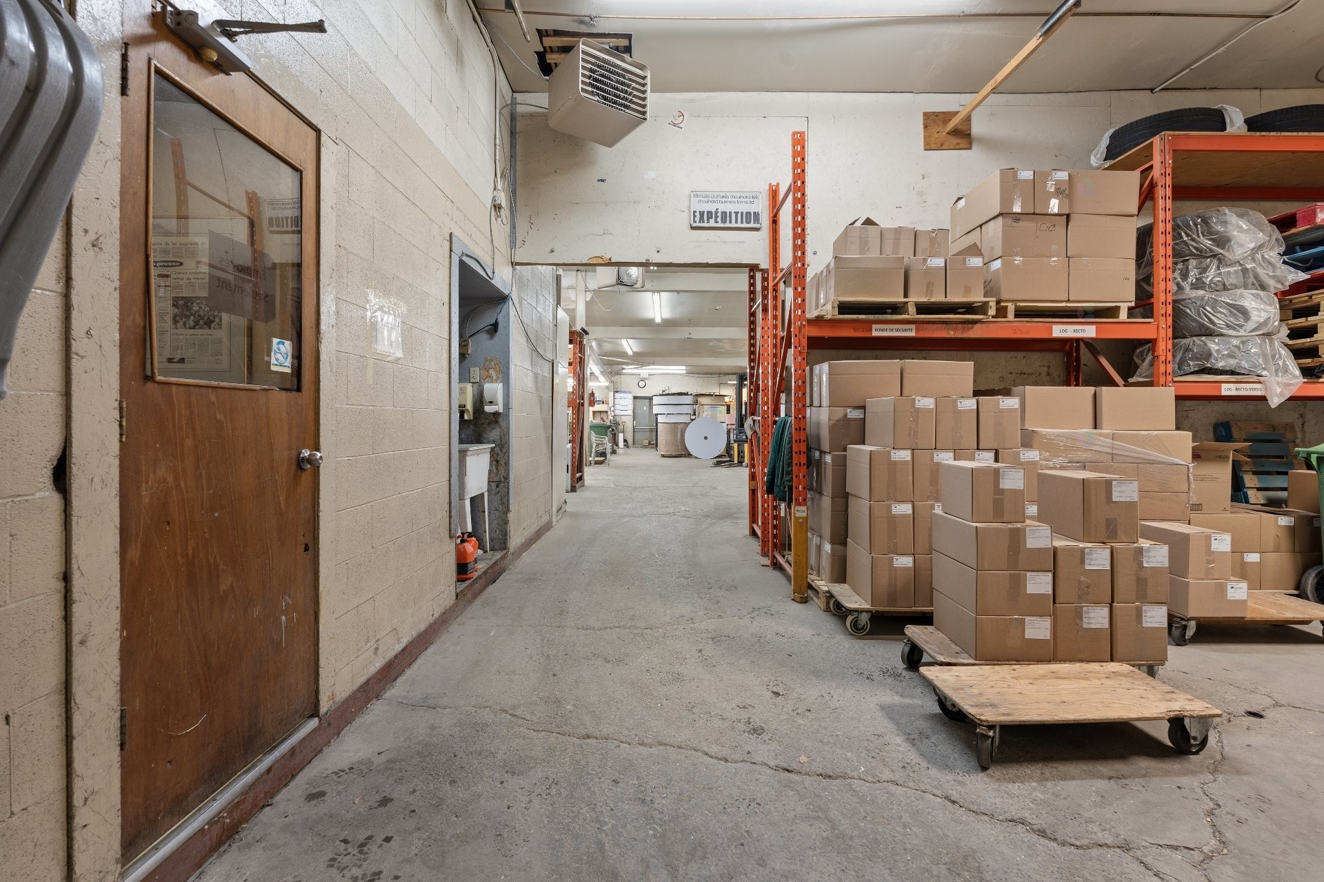 









11905

 - 11915


Av. Bellevois

,
Montréal (Montréal-Nord),




QC
H1H3G2

