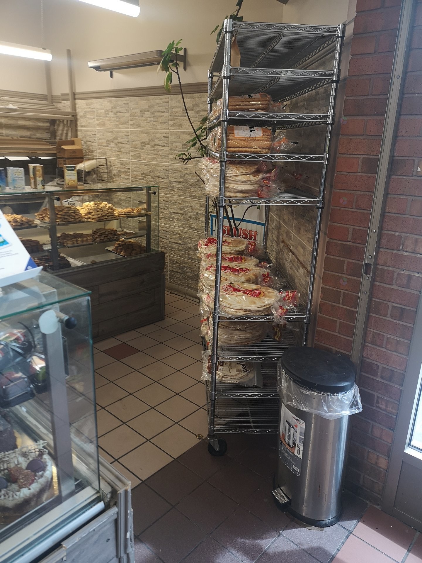 









740


Boul. de la Côte-Vertu

, 172,
Montréal (Saint-Laurent),




QC
H4L5C8

