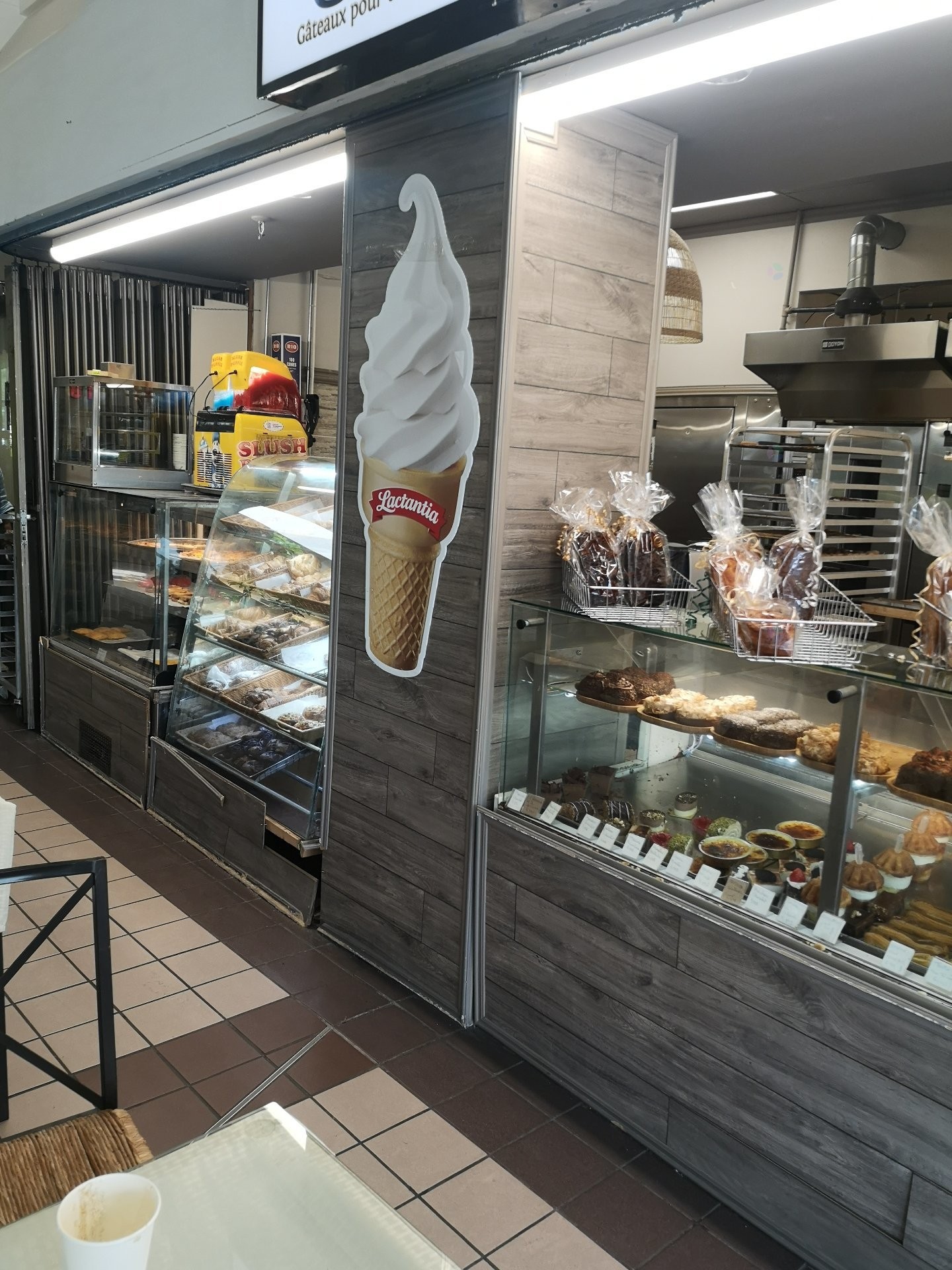 









740


Boul. de la Côte-Vertu

, 172,
Montréal (Saint-Laurent),




QC
H4L5C8

